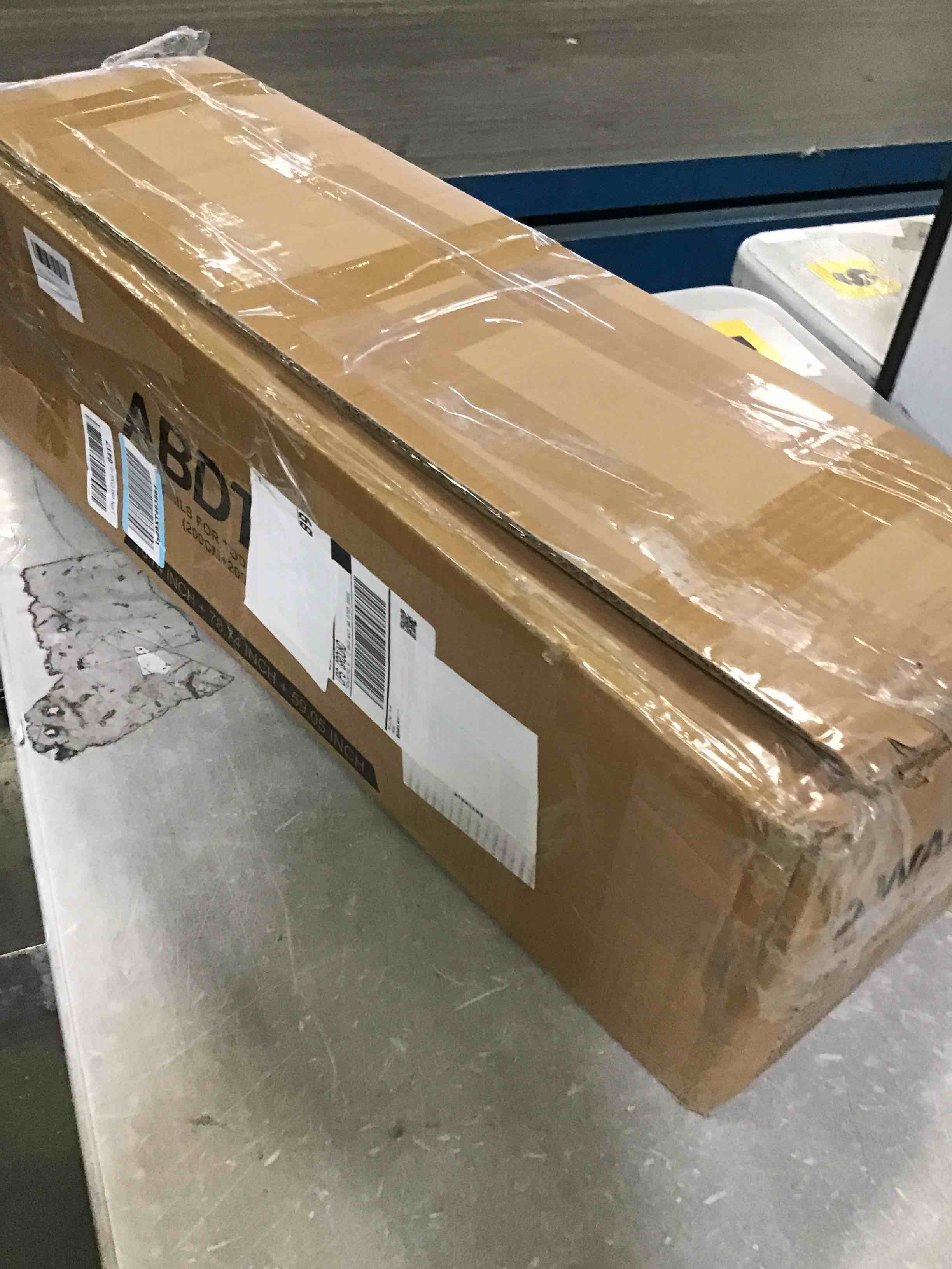 https://s3.amazonaws.com/lotting-images-prod/bidfta/GRA3655710_1750516190113.jpeg