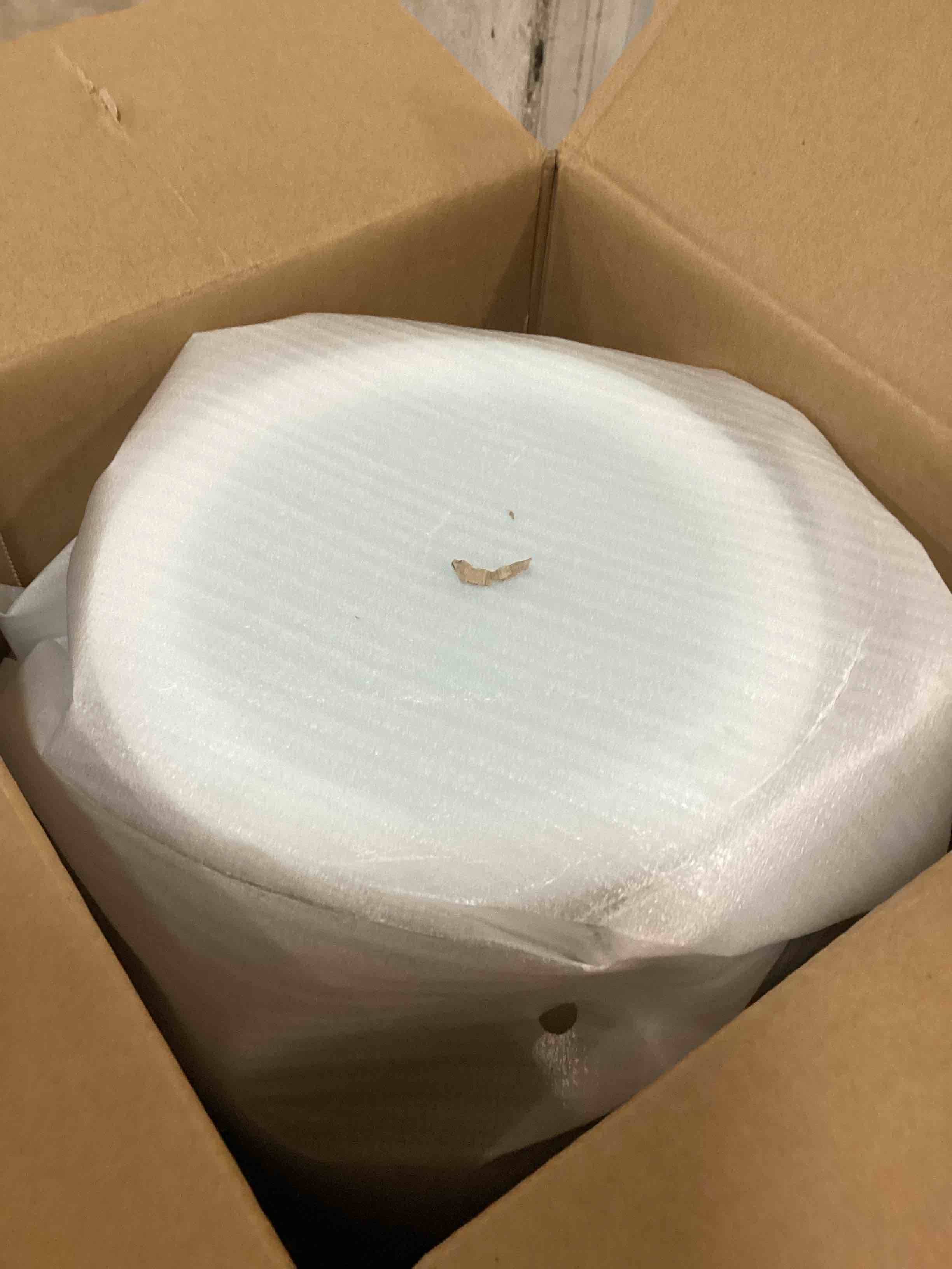 https://s3.amazonaws.com/lotting-images-prod/bidfta/GRA3656480_1750942699568.jpeg