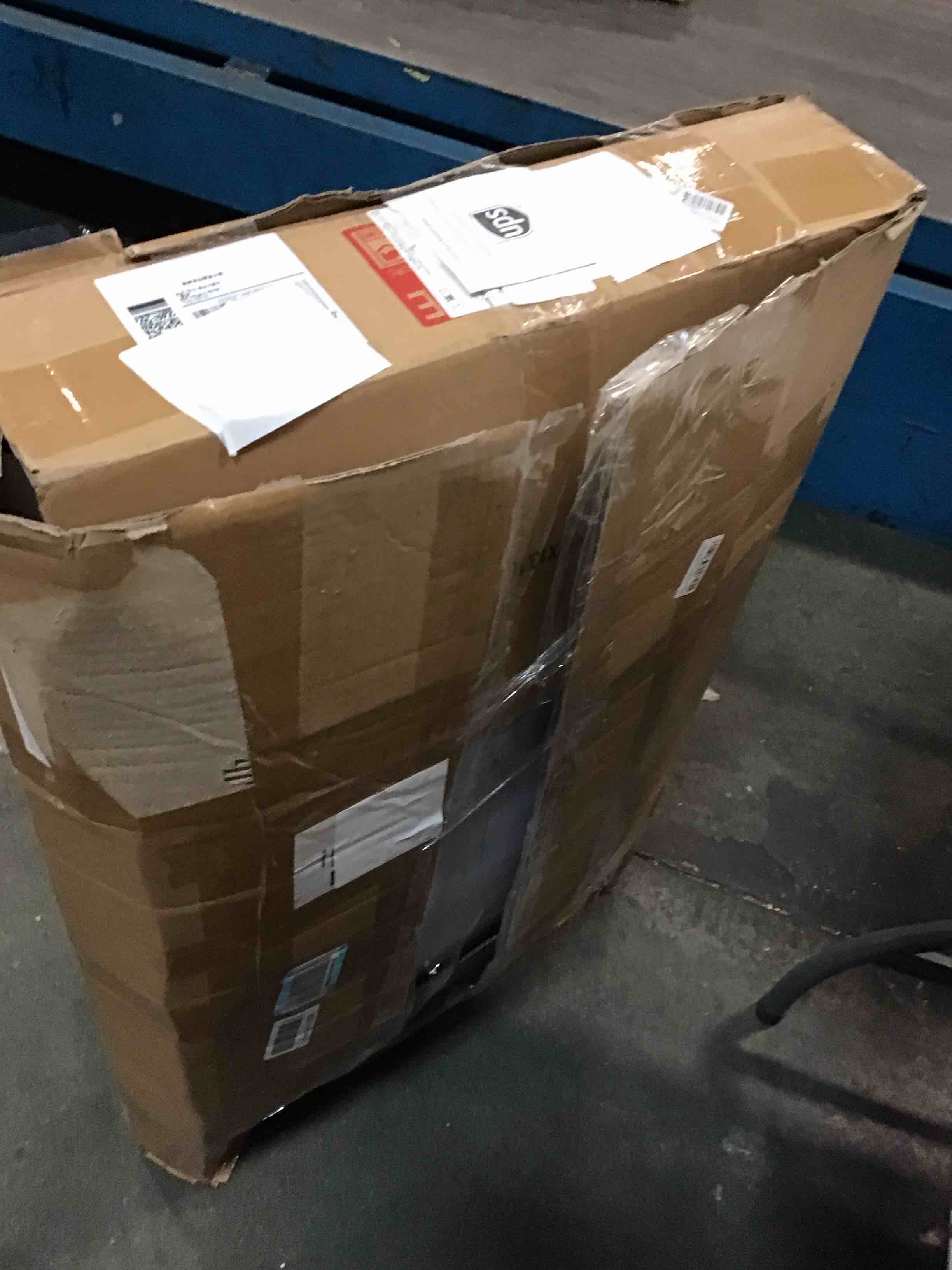 https://s3.amazonaws.com/lotting-images-prod/bidfta/GRA3656612_1751026187004.jpeg