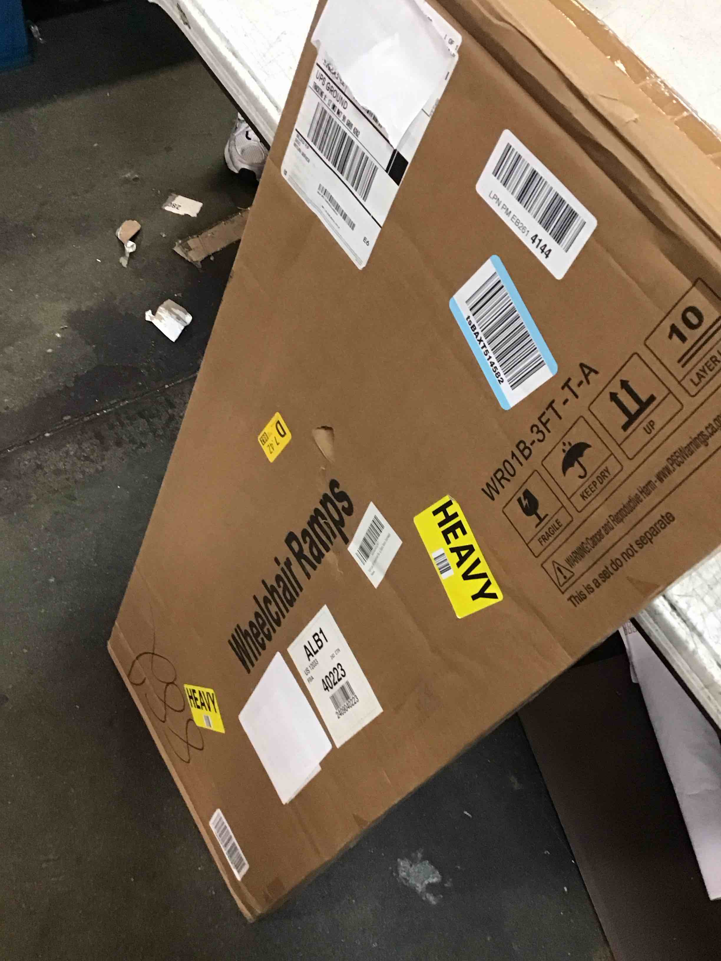 https://s3.amazonaws.com/lotting-images-prod/bidfta/GRA3656848_1751055484729.jpeg