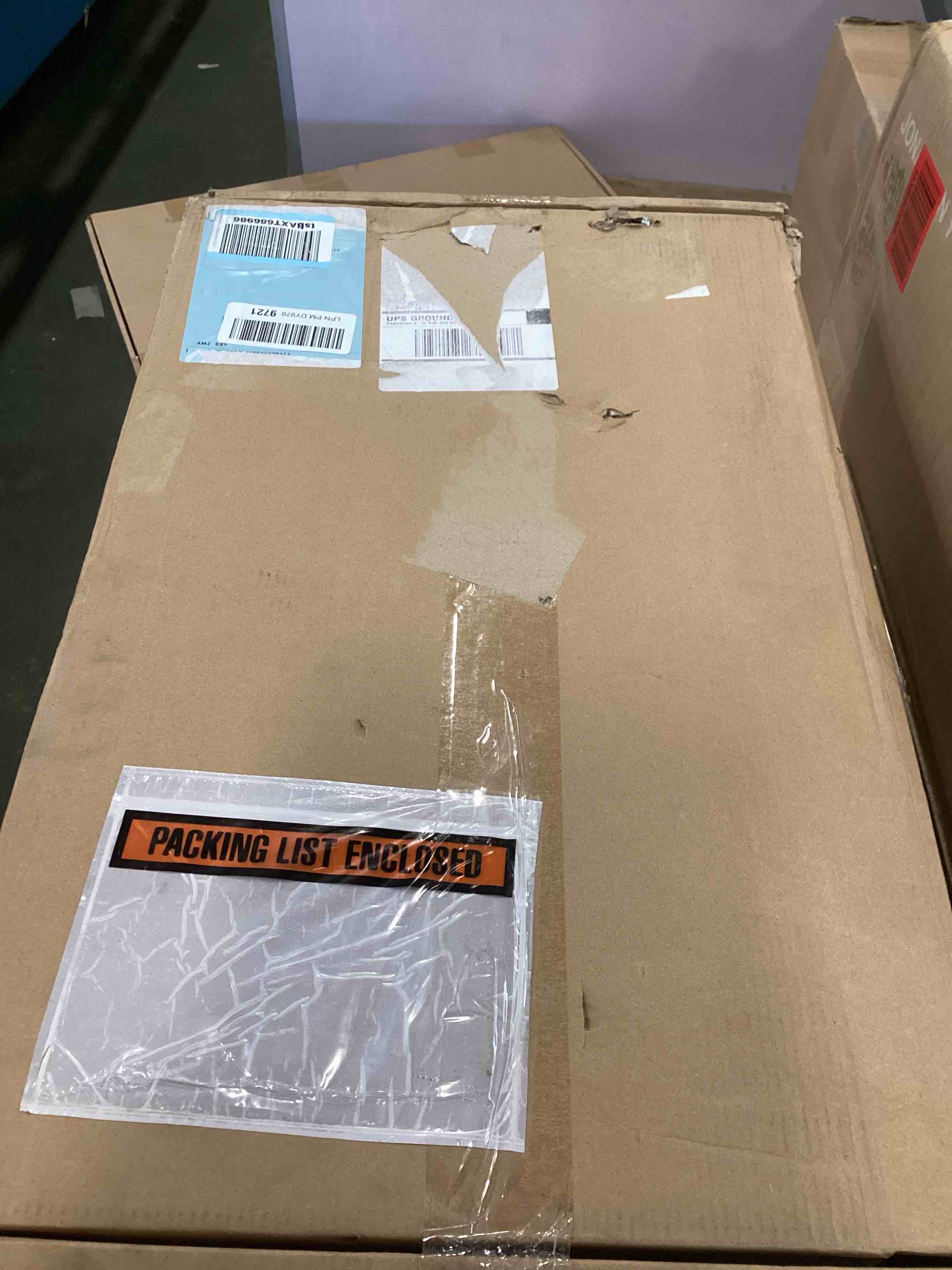 https://s3.amazonaws.com/lotting-images-prod/bidfta/GRA3659667_1747838264411.jpeg