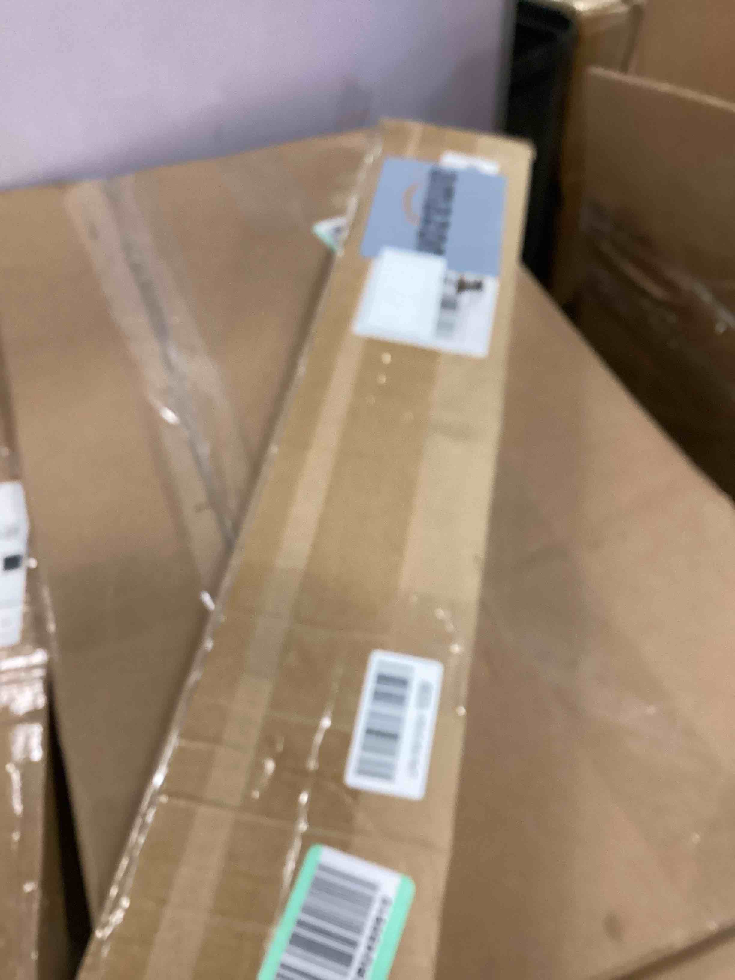 https://s3.amazonaws.com/lotting-images-prod/bidfta/GRA3660174_1748354093026.jpeg