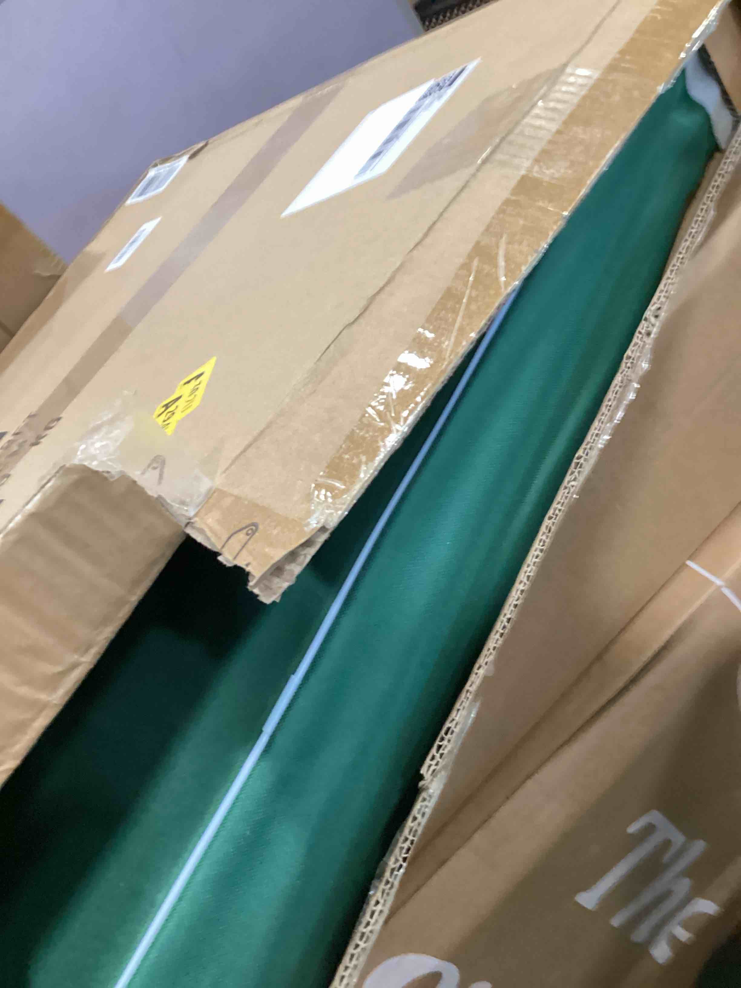 https://s3.amazonaws.com/lotting-images-prod/bidfta/GRA3660225_1748361279678.jpeg