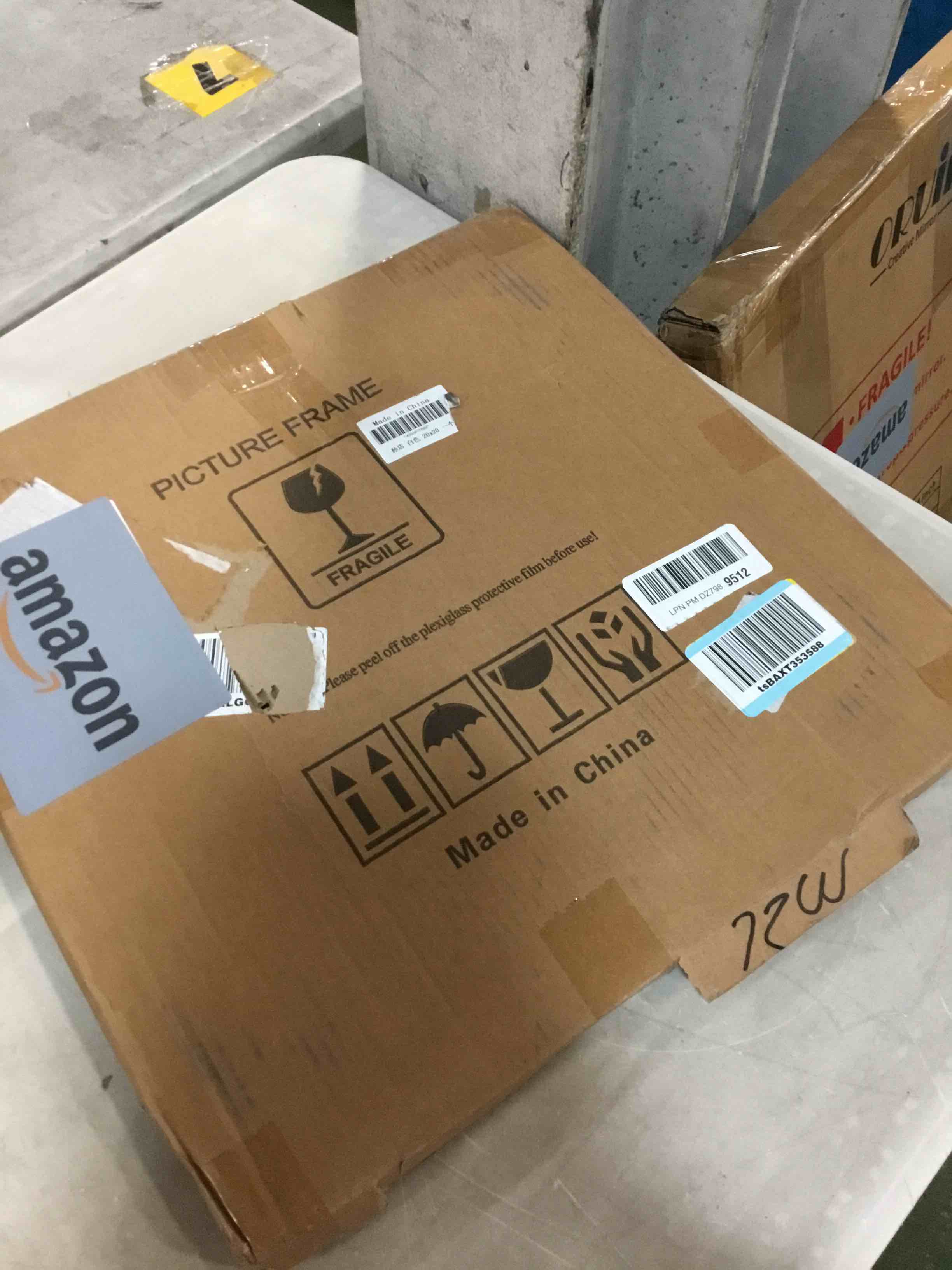 https://s3.amazonaws.com/lotting-images-prod/bidfta/GRA3661328_1747322704110.jpeg