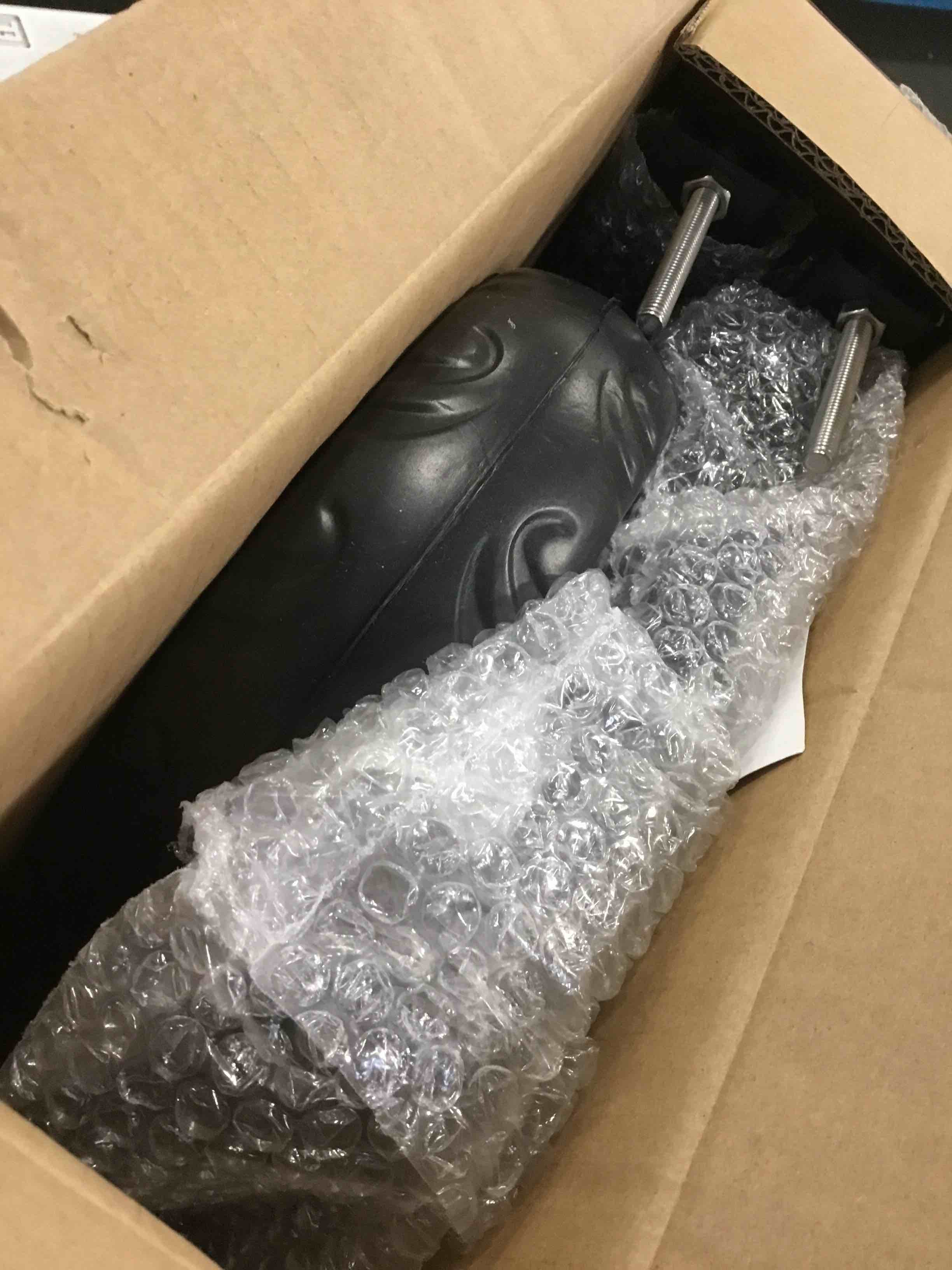 https://s3.amazonaws.com/lotting-images-prod/bidfta/GRA3663240_1748523177519.jpeg