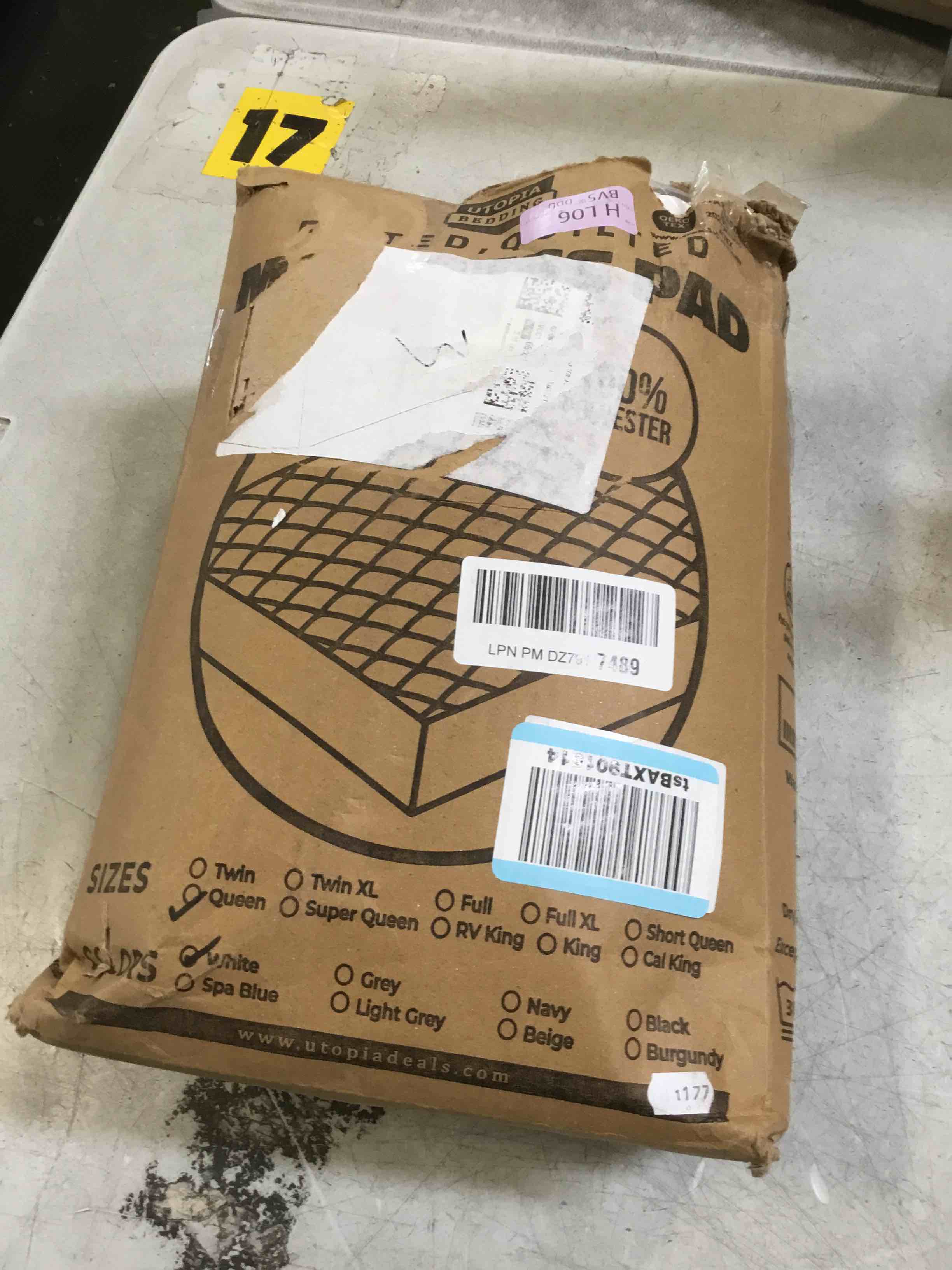 https://s3.amazonaws.com/lotting-images-prod/bidfta/GRA3663325_1748536434897.jpeg