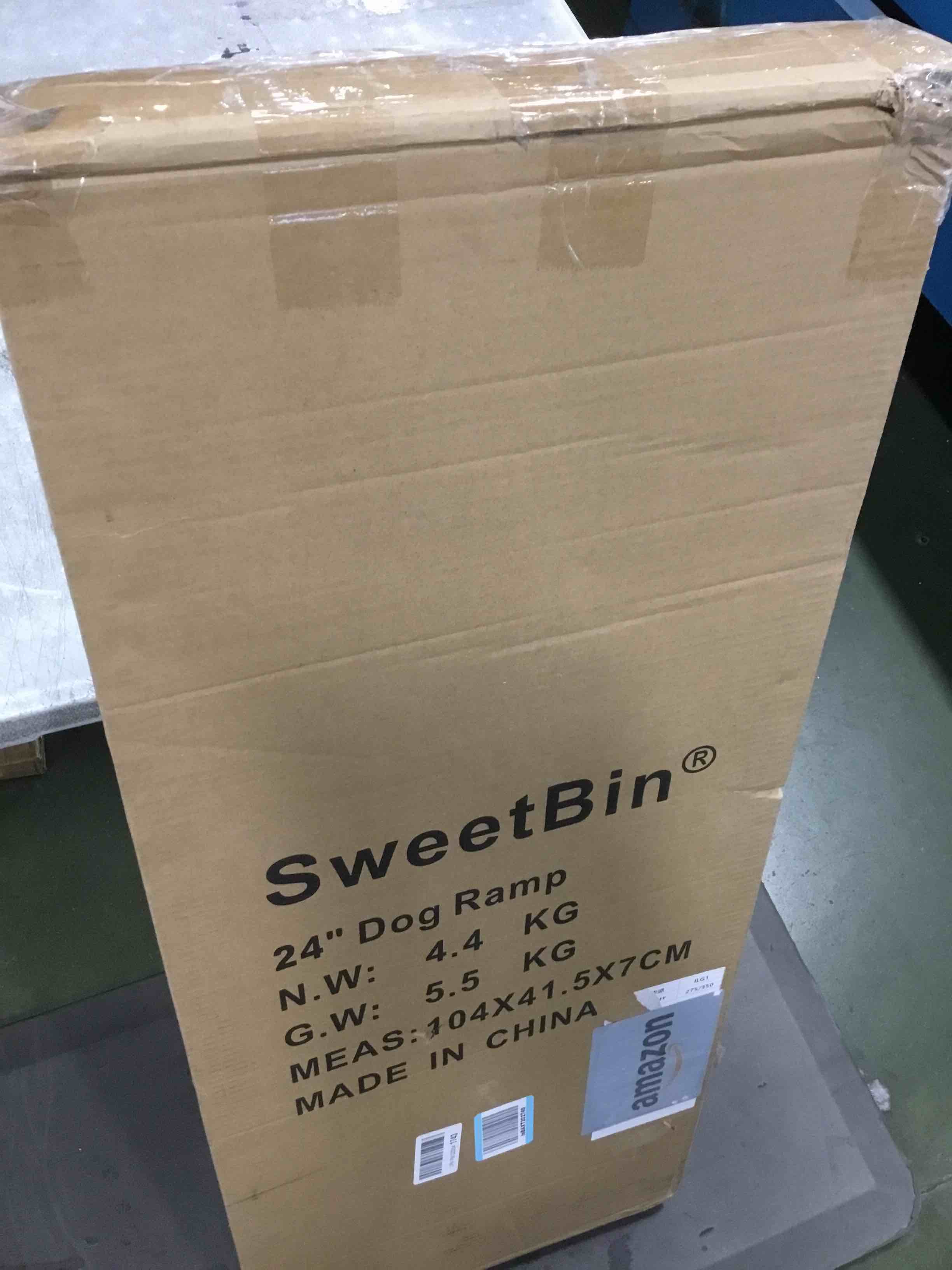 https://s3.amazonaws.com/lotting-images-prod/bidfta/GRA3663503_1748615569397.jpeg