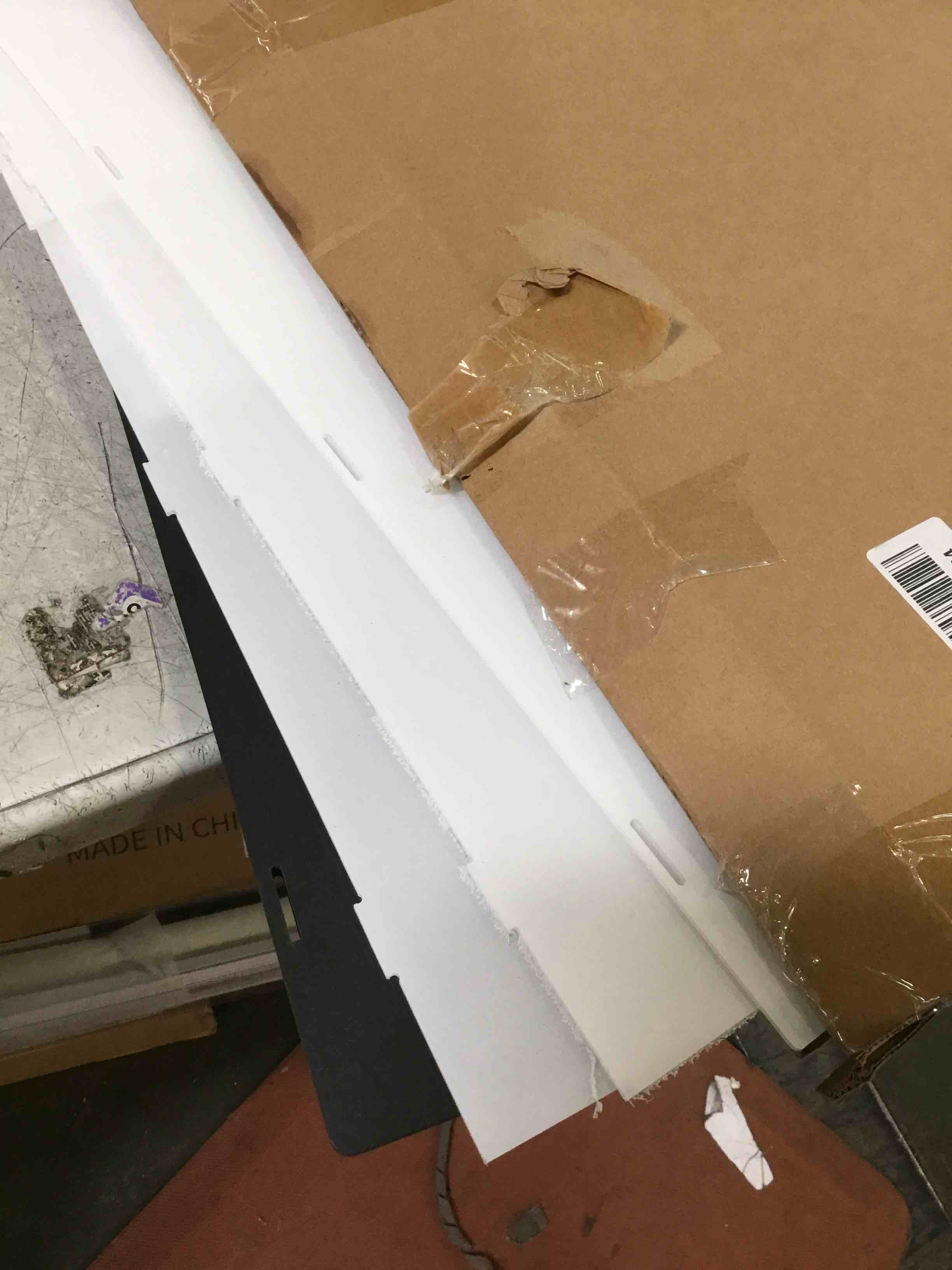 https://s3.amazonaws.com/lotting-images-prod/bidfta/GRA3663816_1748890410396.jpeg