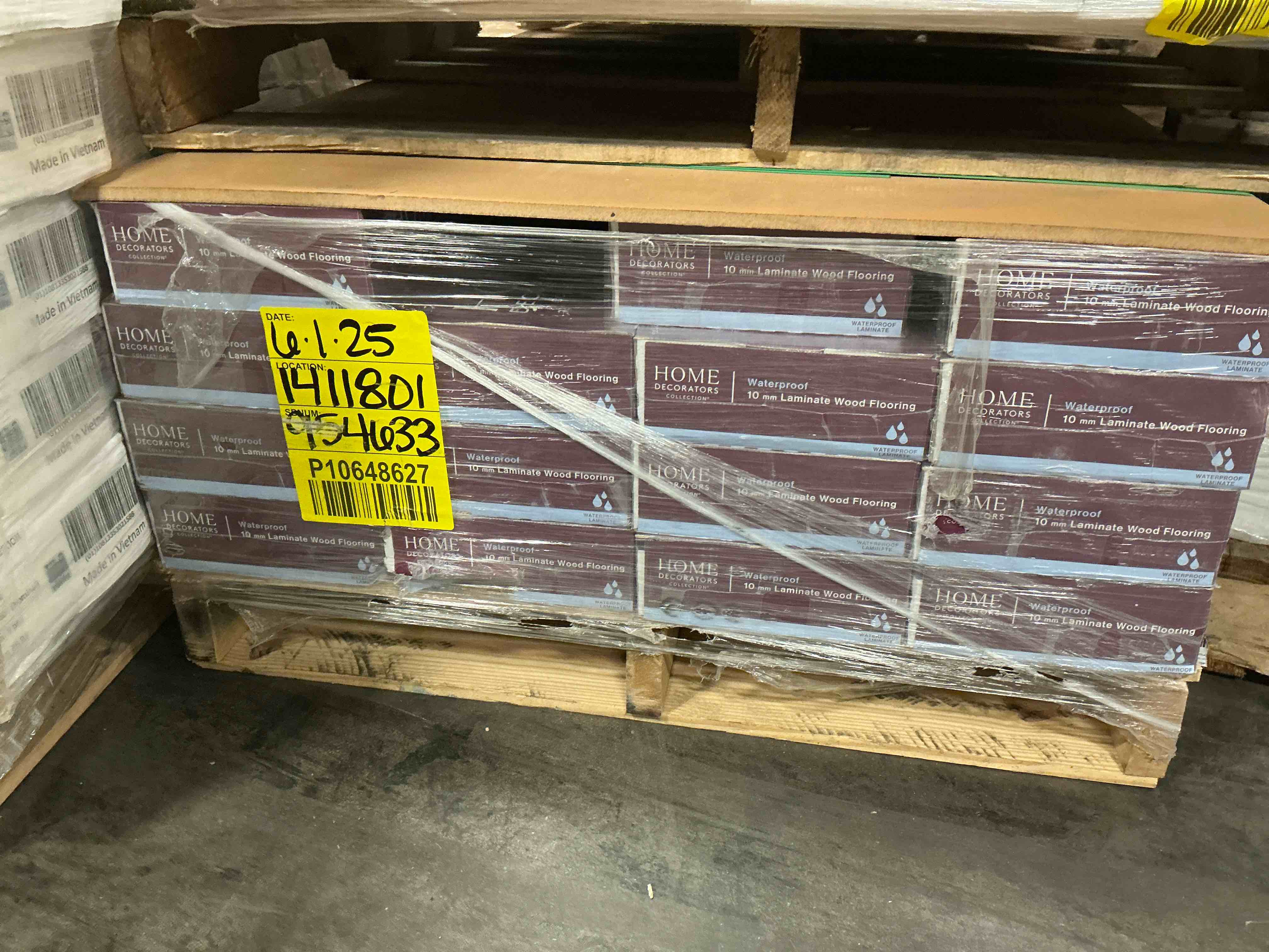 https://s3.amazonaws.com/lotting-images-prod/bidfta/GRA3667013_1752863136312.jpeg