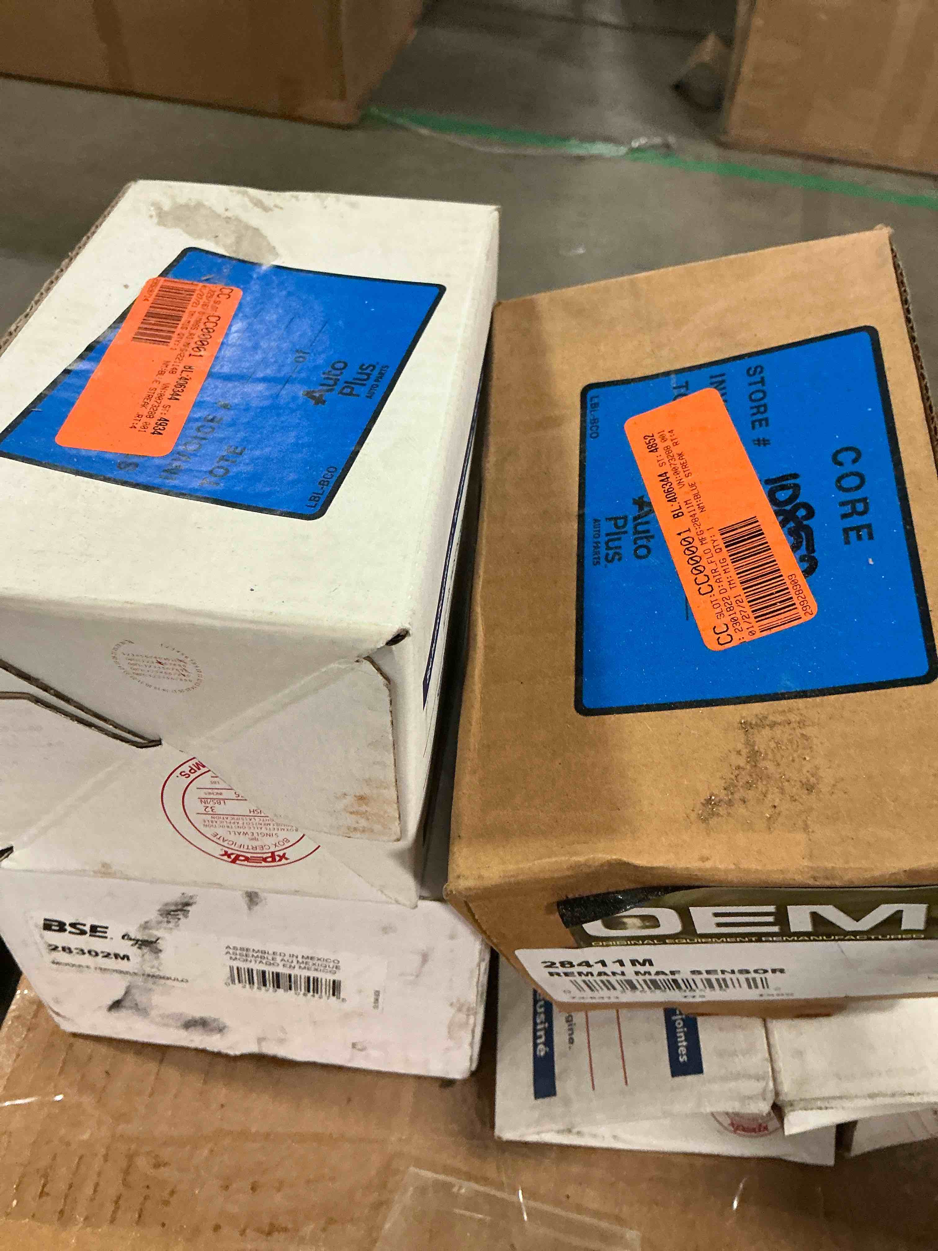 https://s3.amazonaws.com/lotting-images-prod/bidfta/GRA3670074_1753884742430.jpeg