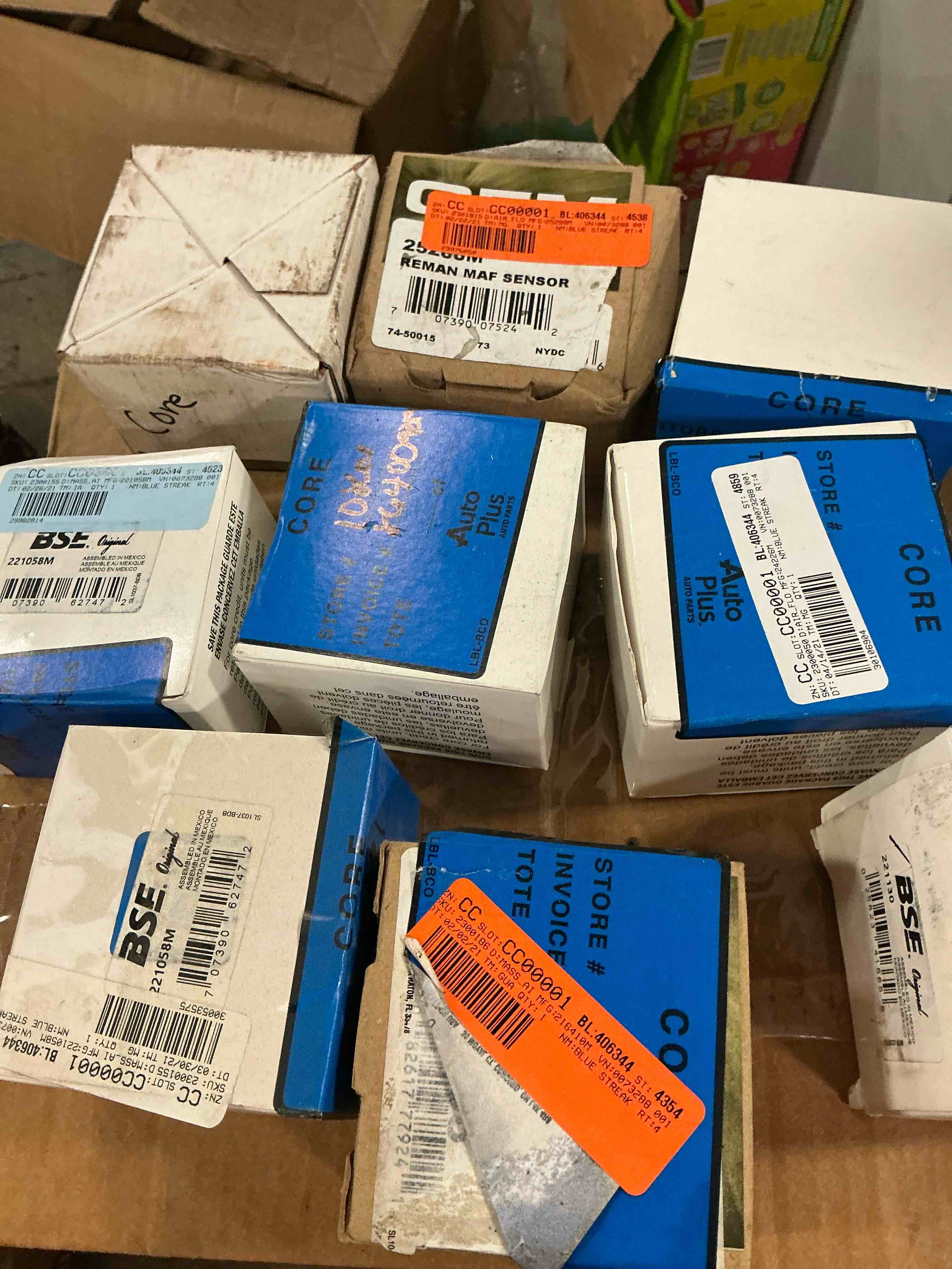 https://s3.amazonaws.com/lotting-images-prod/bidfta/GRA3670082_1753882740935.jpeg