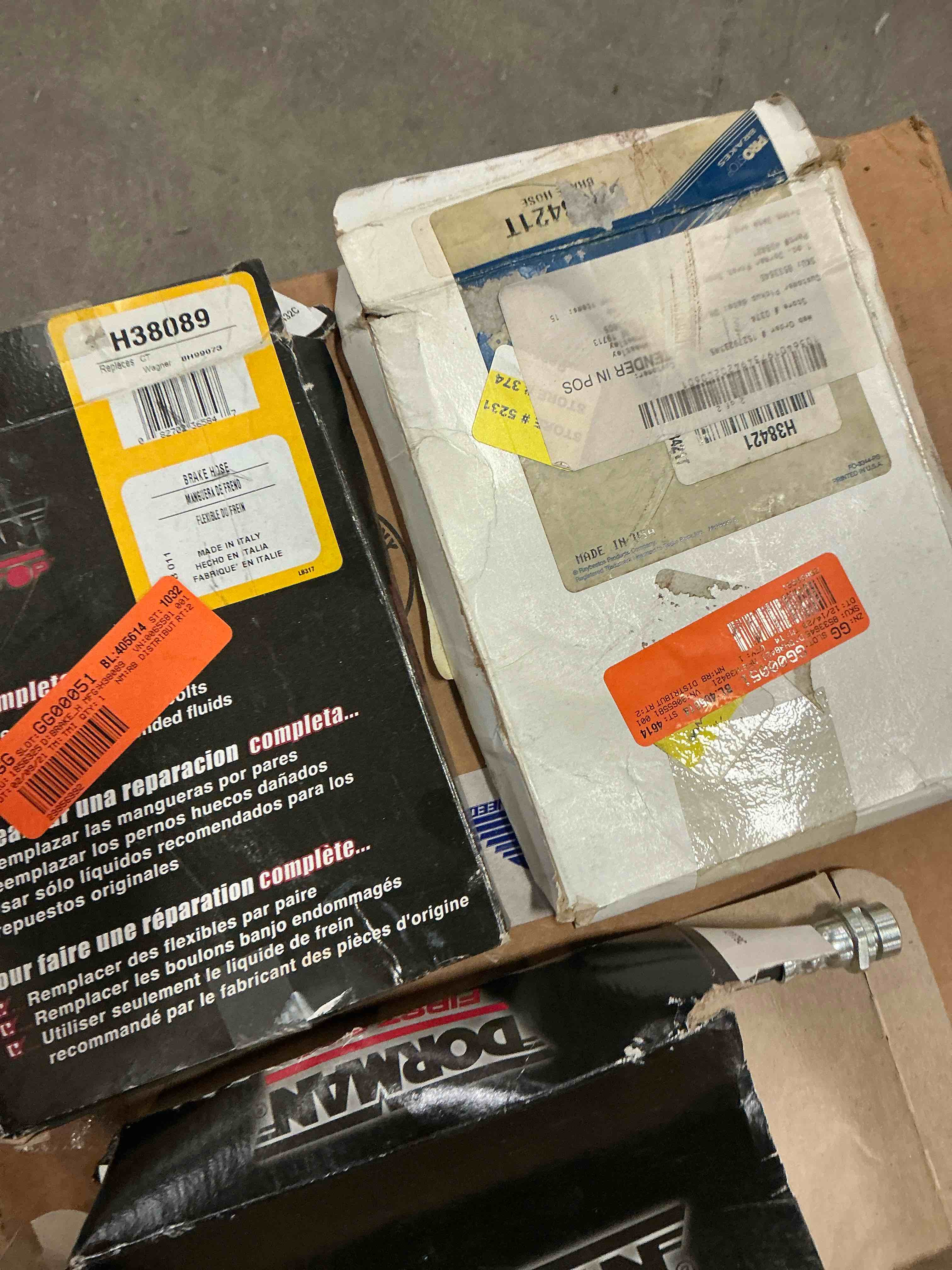 https://s3.amazonaws.com/lotting-images-prod/bidfta/GRA3670088_1753881291350.jpeg