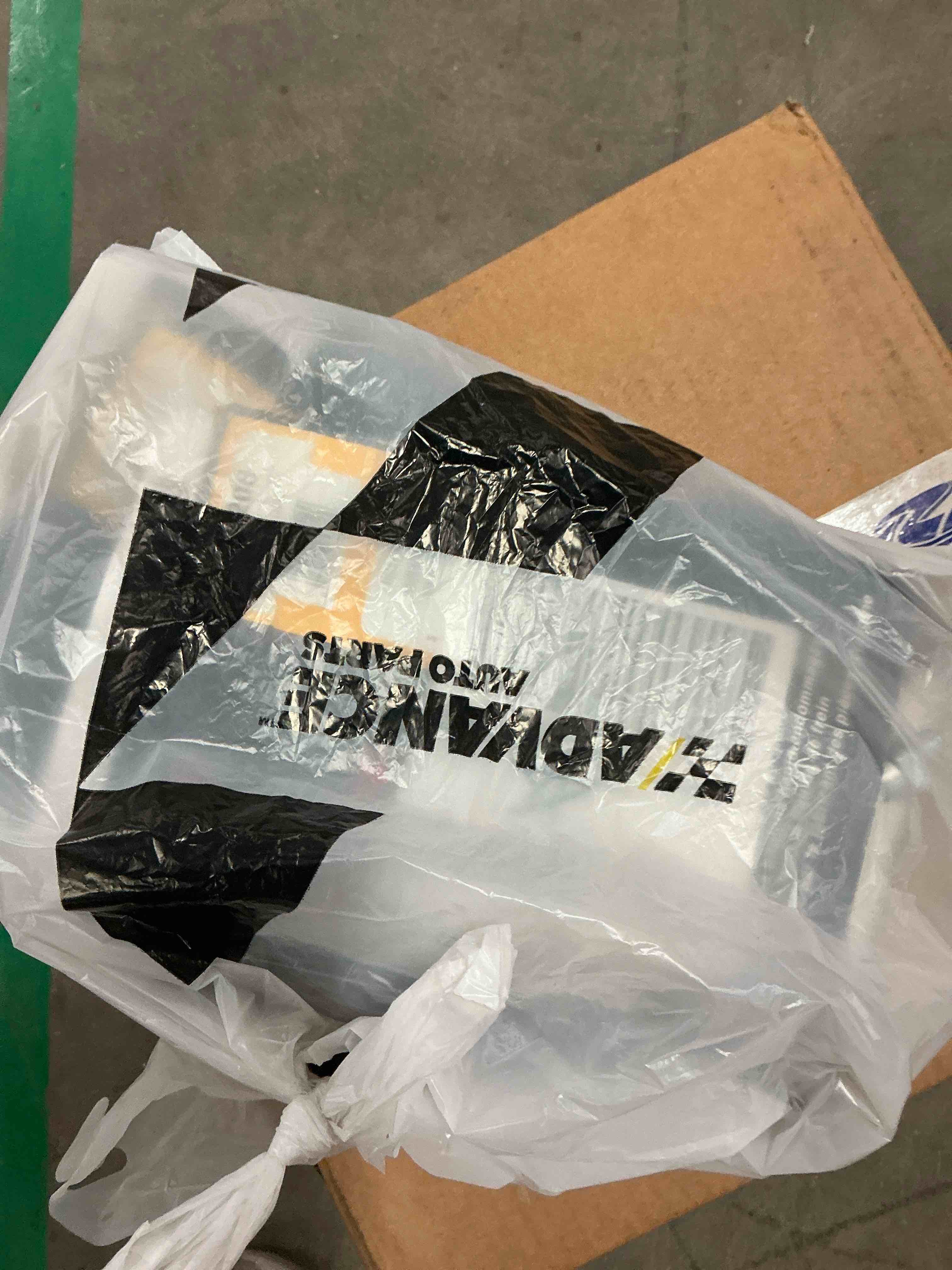 https://s3.amazonaws.com/lotting-images-prod/bidfta/GRA3670090_1753881076299.jpeg