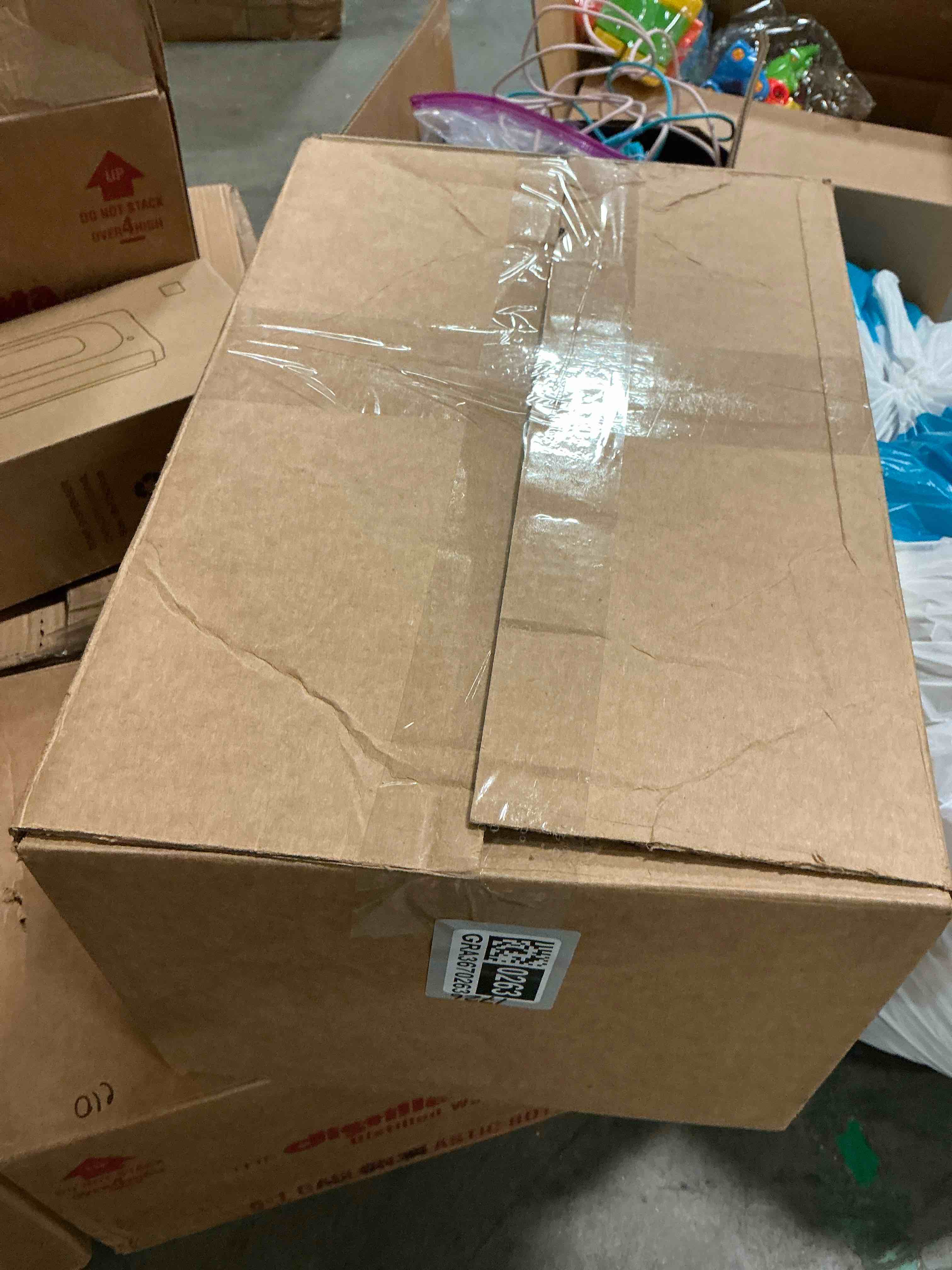 https://s3.amazonaws.com/lotting-images-prod/bidfta/GRA3670263_1754058708965.jpeg