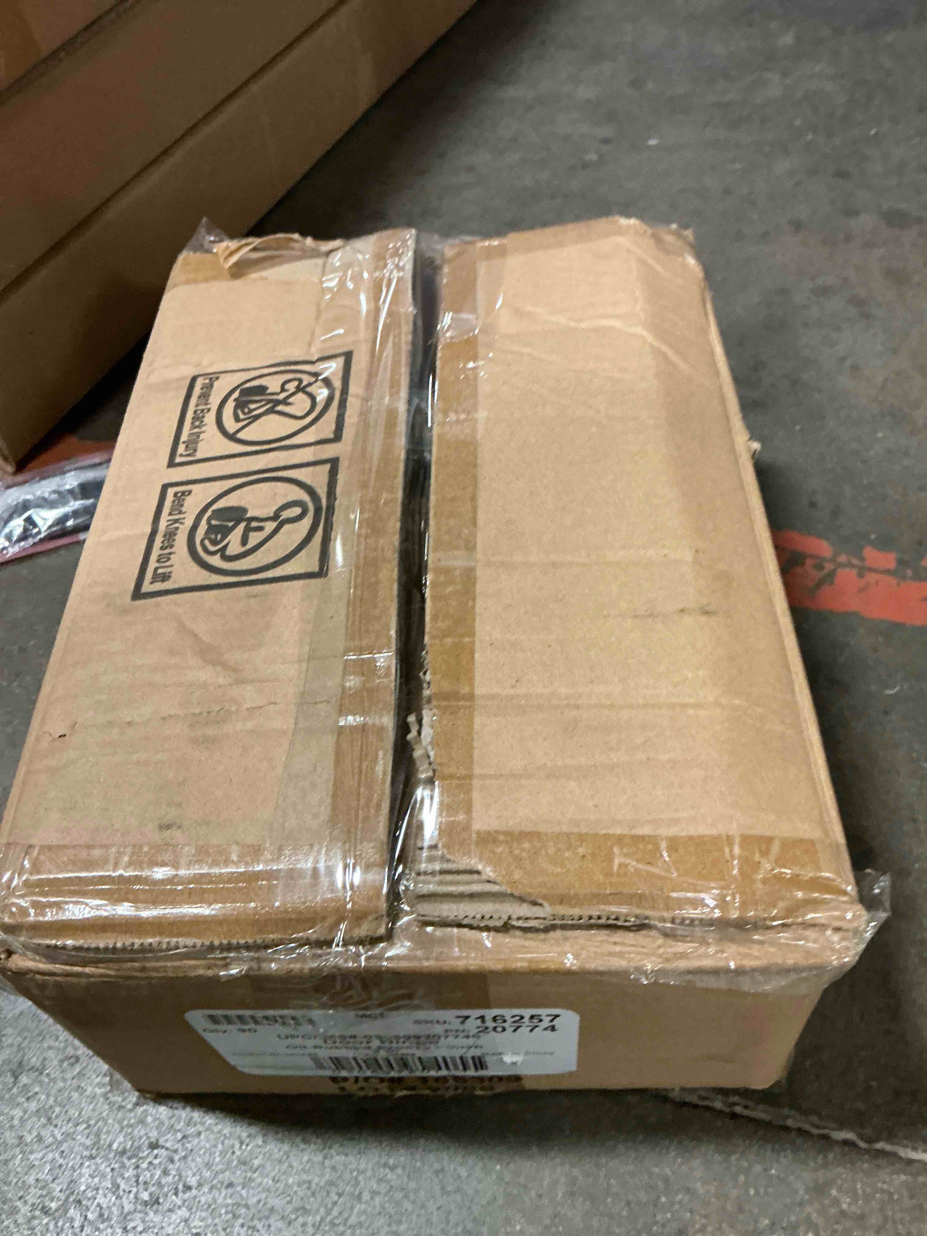 https://s3.amazonaws.com/lotting-images-prod/bidfta/GRA3670364_1754508733474.jpeg