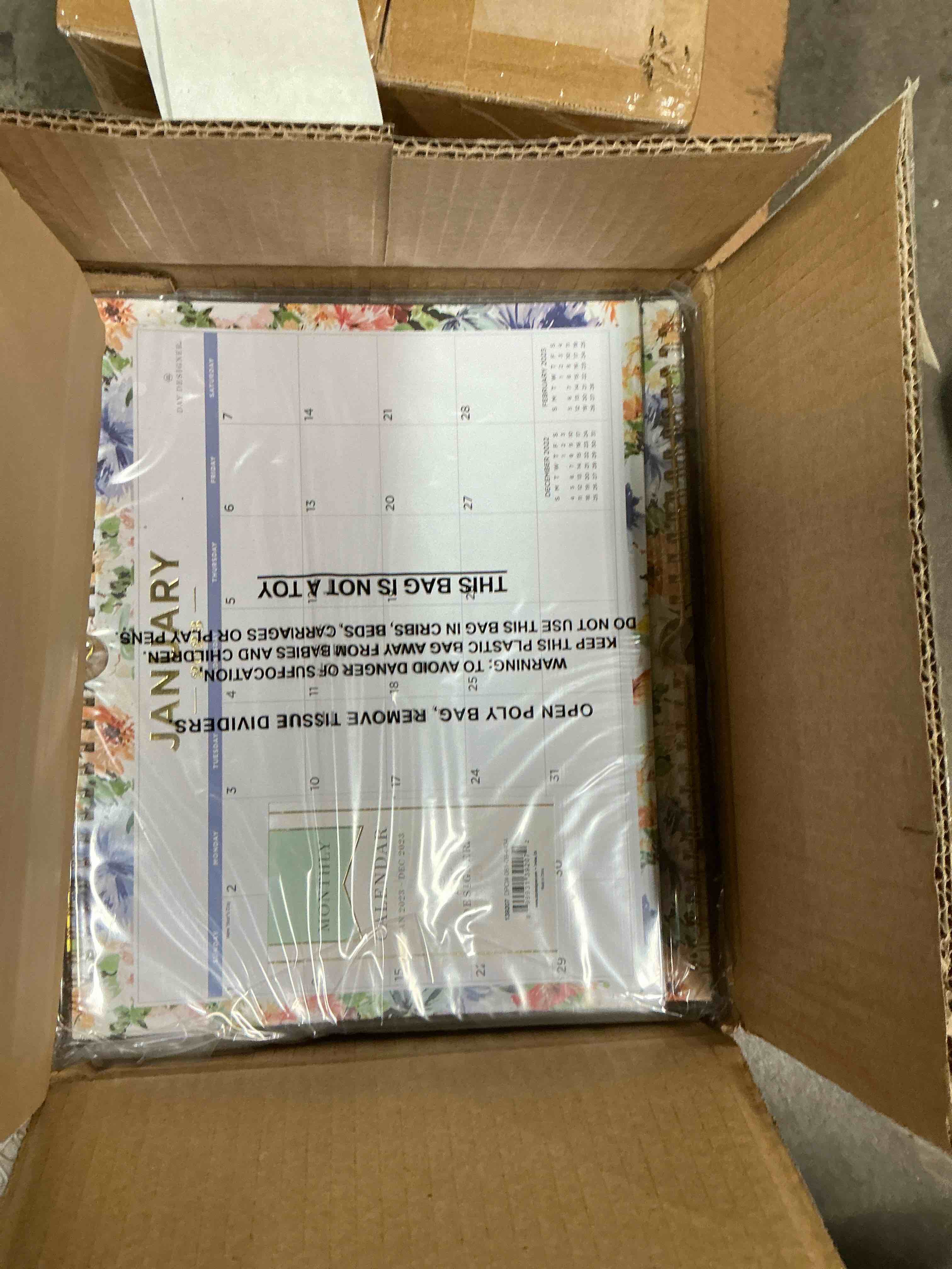 https://s3.amazonaws.com/lotting-images-prod/bidfta/GRA3670529_1754937572413.jpeg