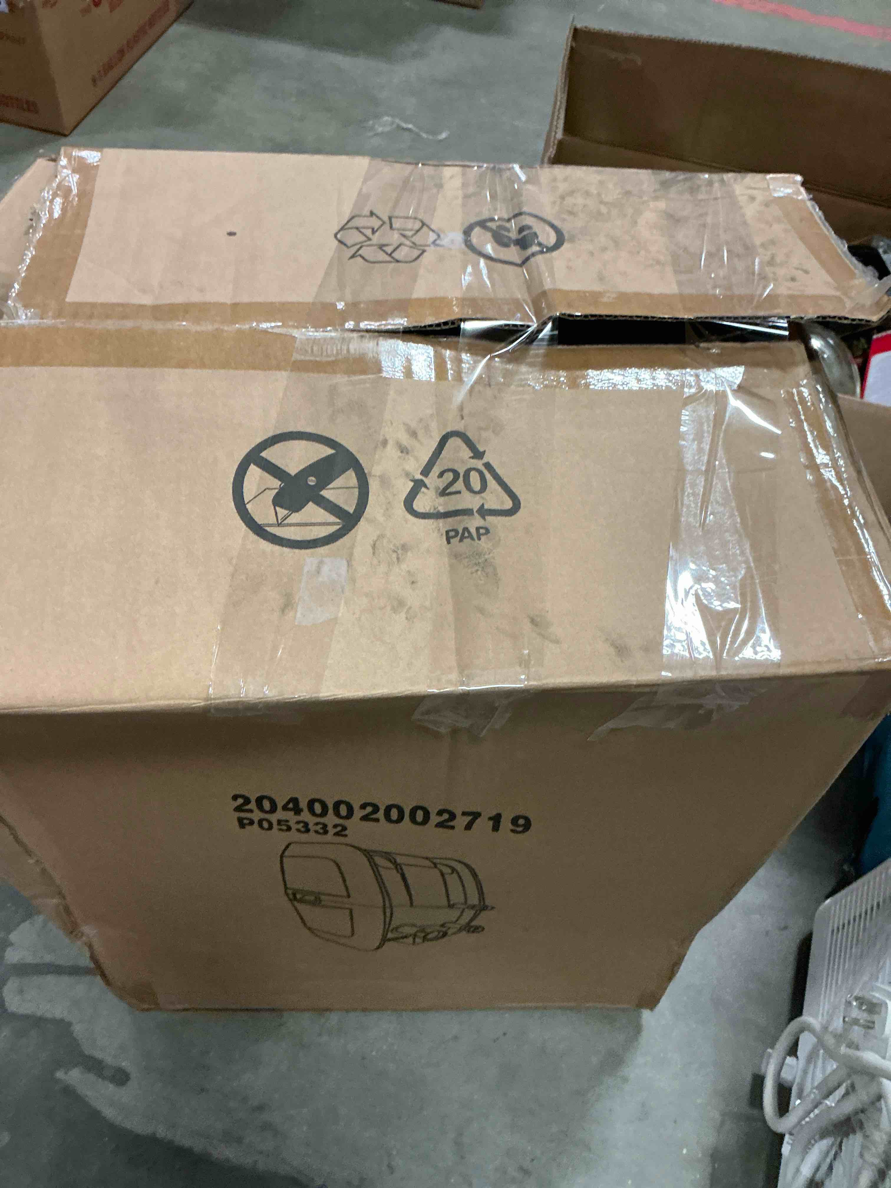 https://s3.amazonaws.com/lotting-images-prod/bidfta/GRA3670621_1755012432602.jpeg