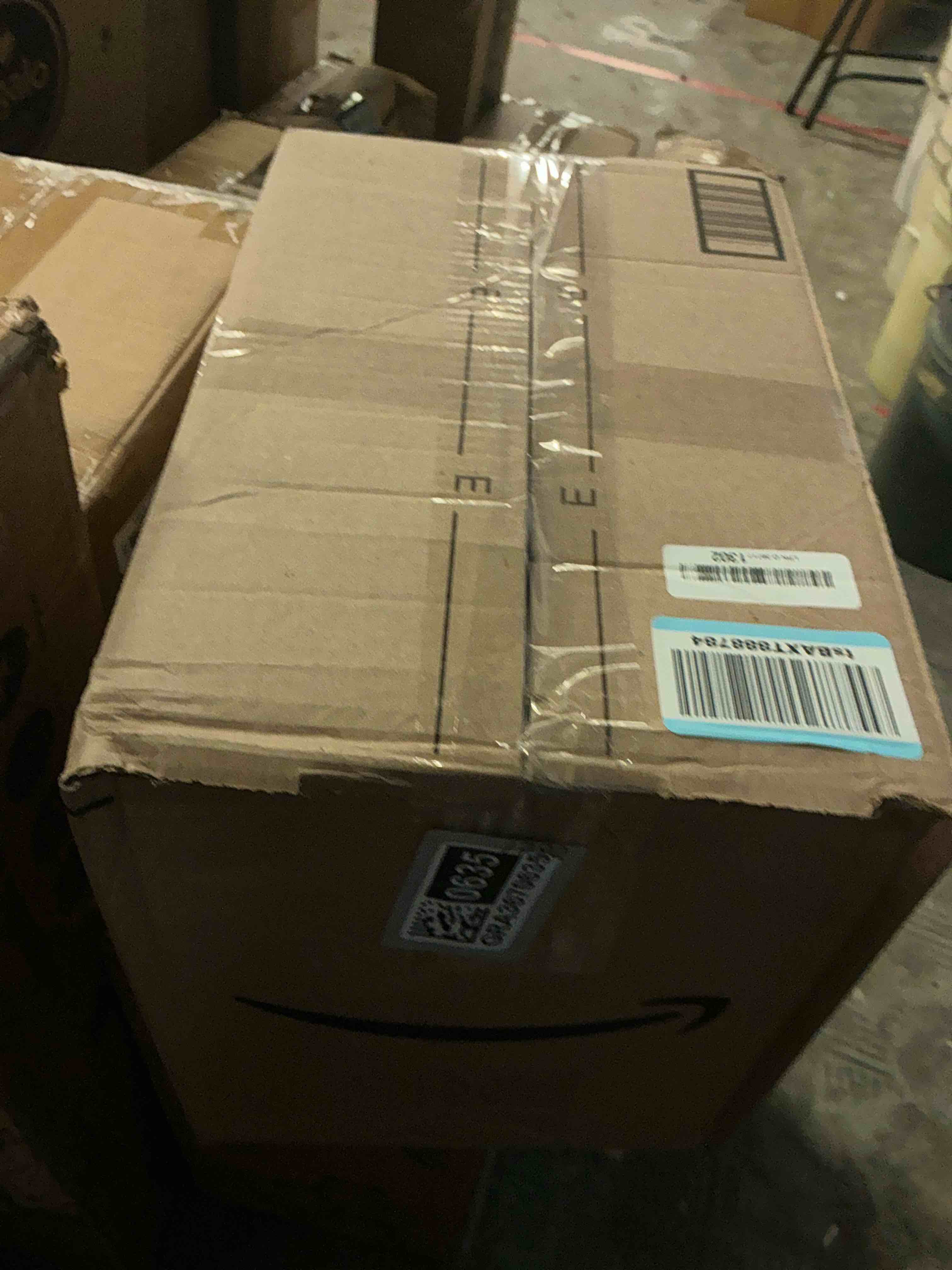 https://s3.amazonaws.com/lotting-images-prod/bidfta/GRA3670635_1755176191381.jpeg
