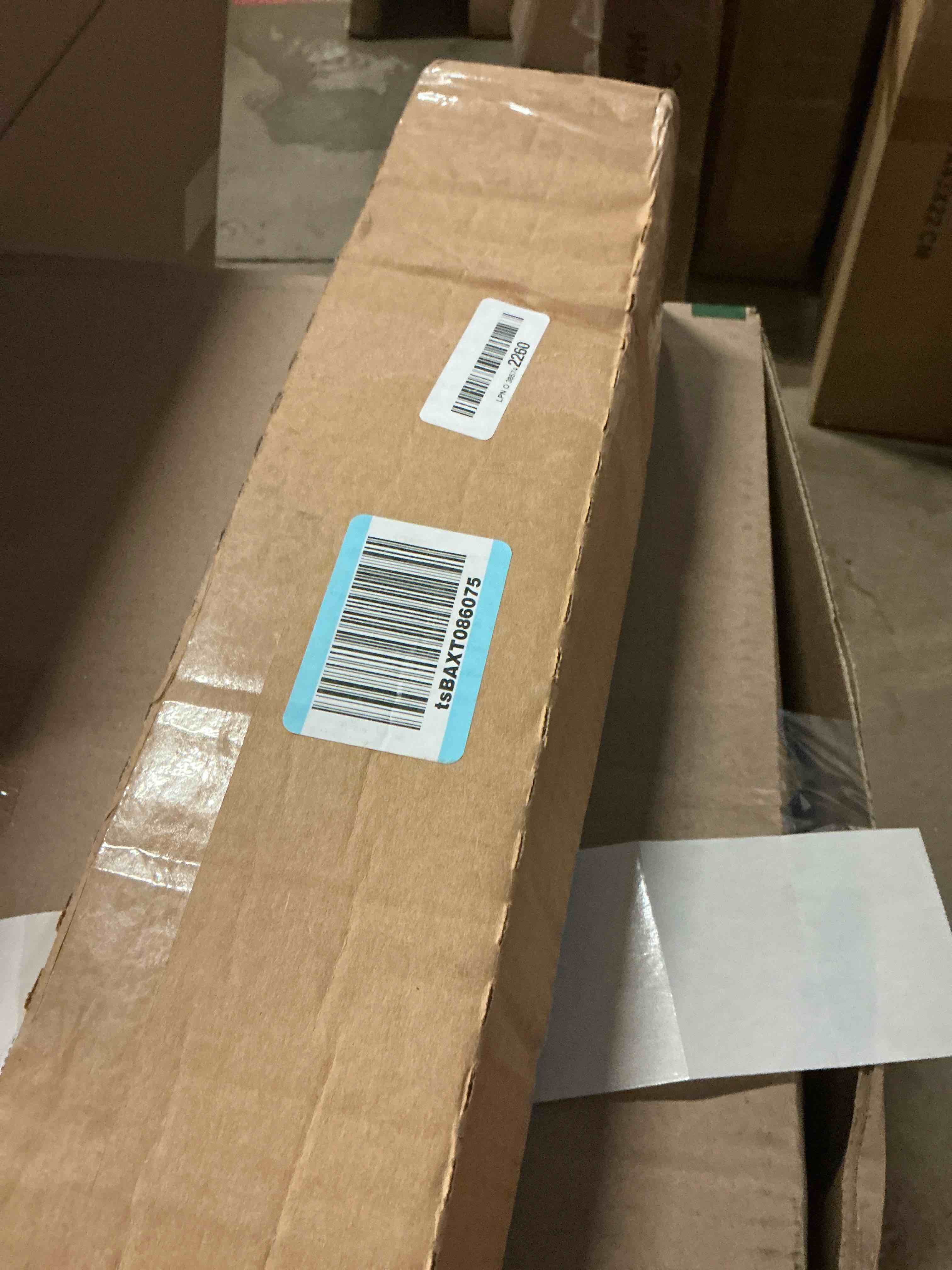 https://s3.amazonaws.com/lotting-images-prod/bidfta/GRA3670672_1755178963584.jpeg
