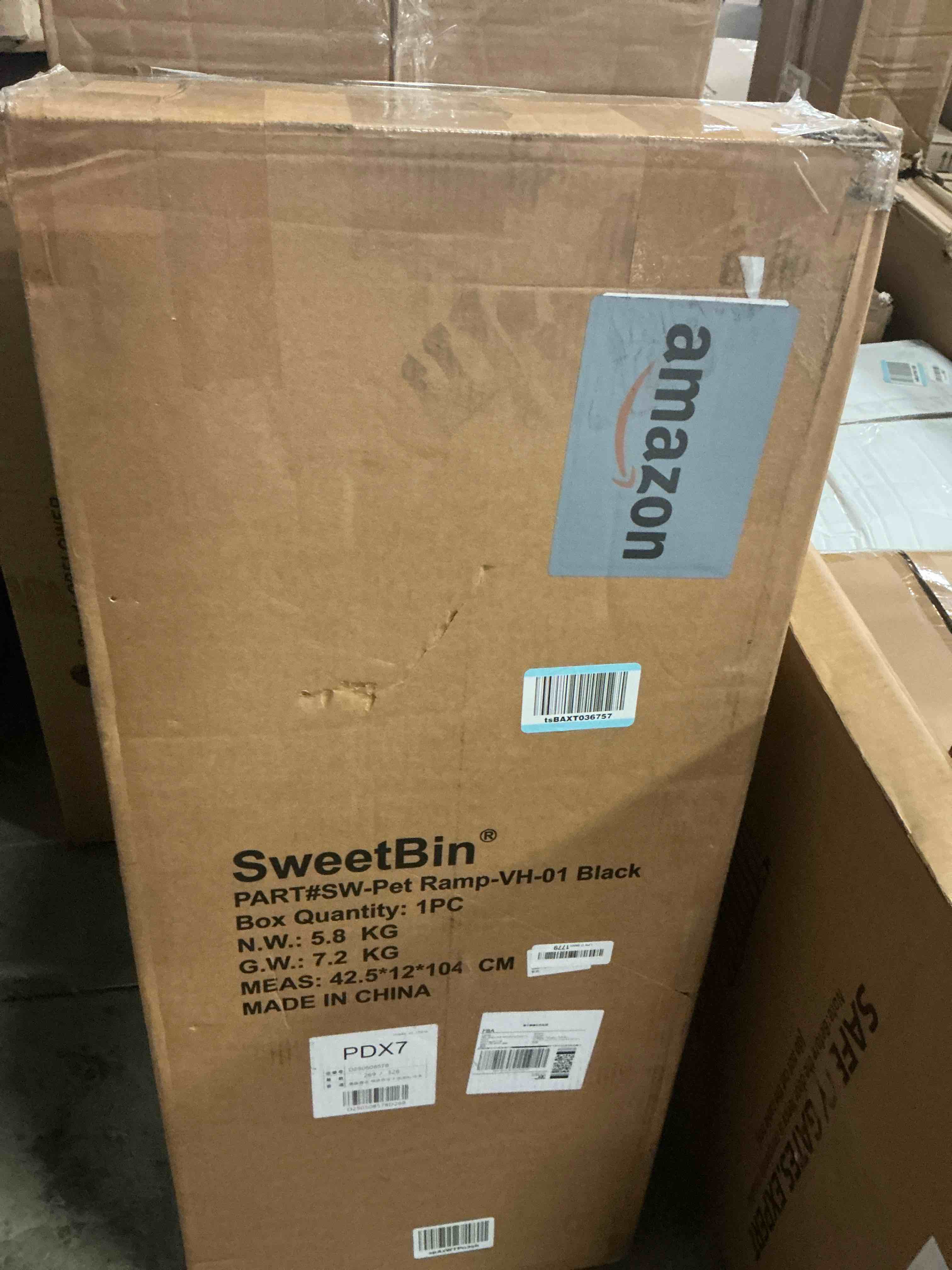 https://s3.amazonaws.com/lotting-images-prod/bidfta/GRA3670679_1755177971812.jpeg