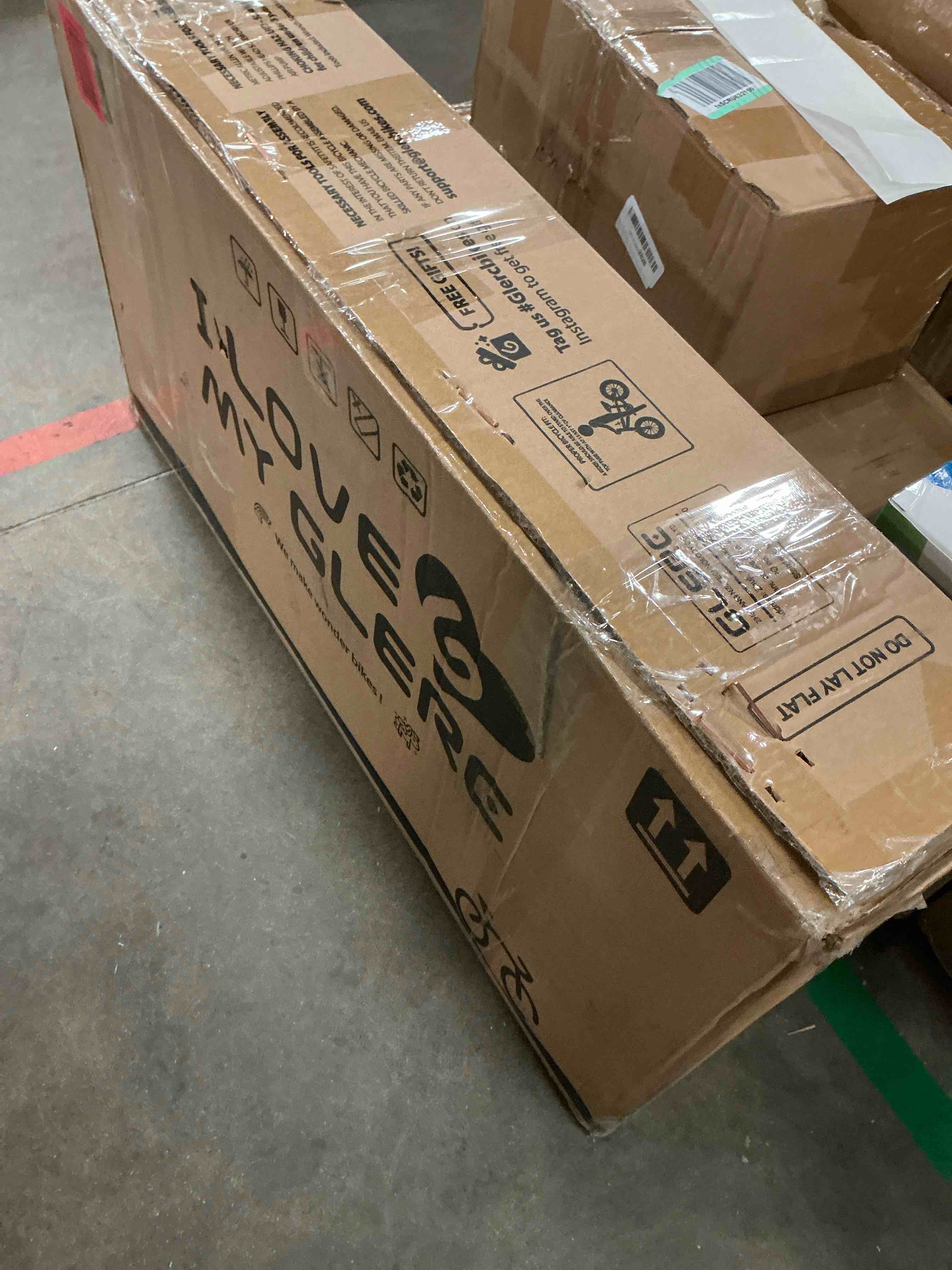 https://s3.amazonaws.com/lotting-images-prod/bidfta/GRA3670768_1755266774546.jpeg