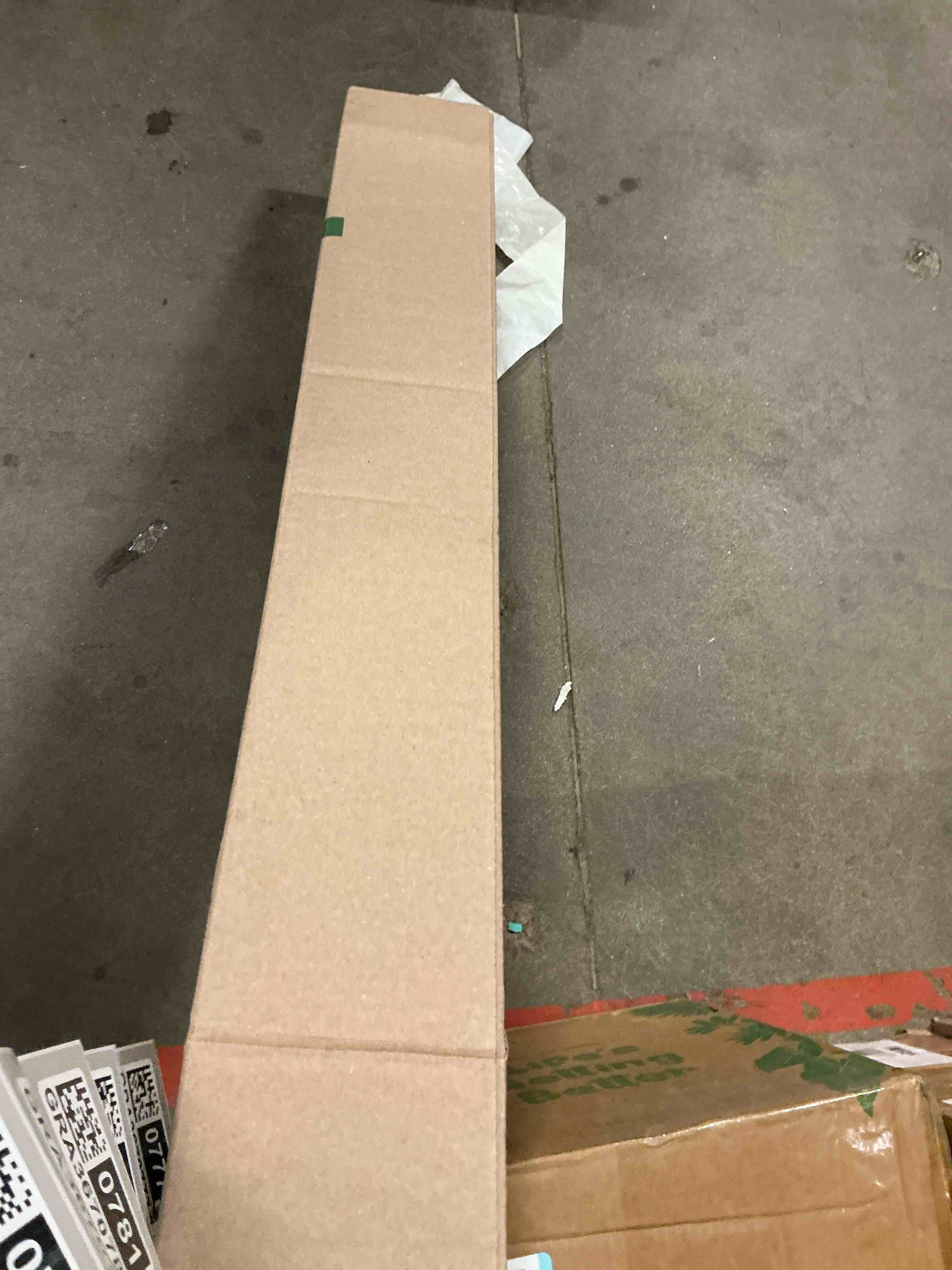 https://s3.amazonaws.com/lotting-images-prod/bidfta/GRA3670787_1755265304613.jpeg