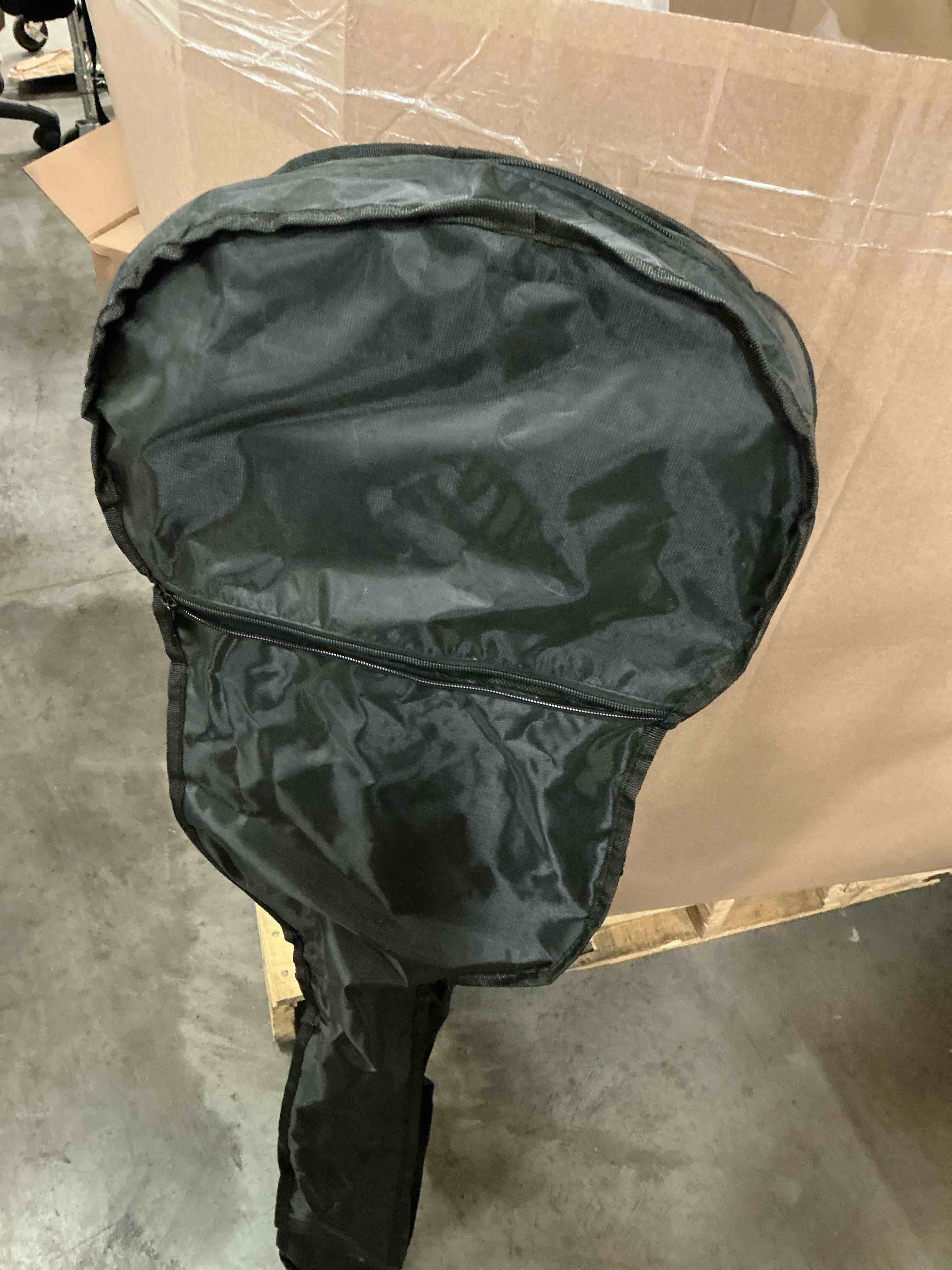 https://s3.amazonaws.com/lotting-images-prod/bidfta/GRA3671166_1756136183159.jpeg