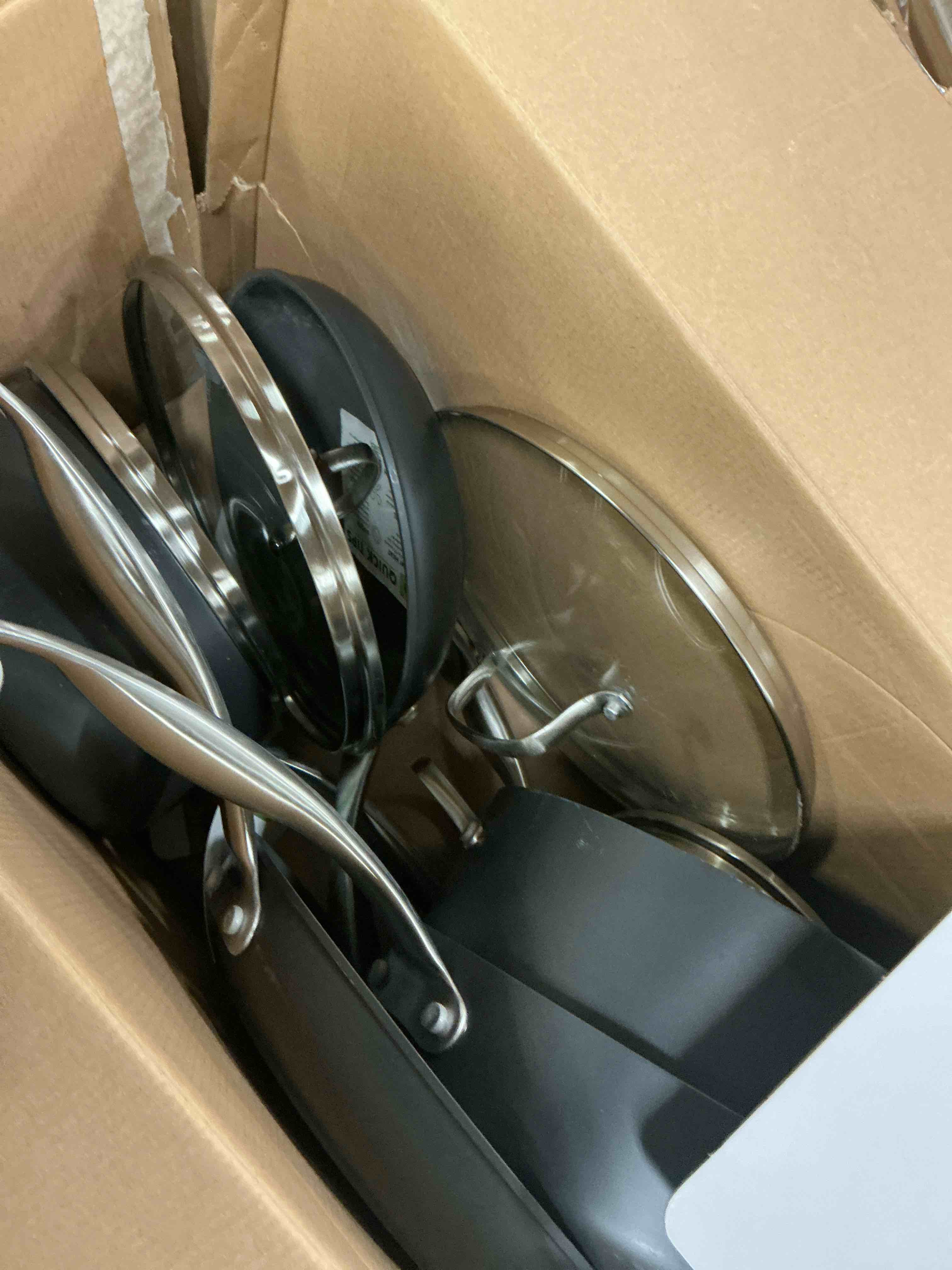 https://s3.amazonaws.com/lotting-images-prod/bidfta/GRA3671198_1755623821639.jpeg
