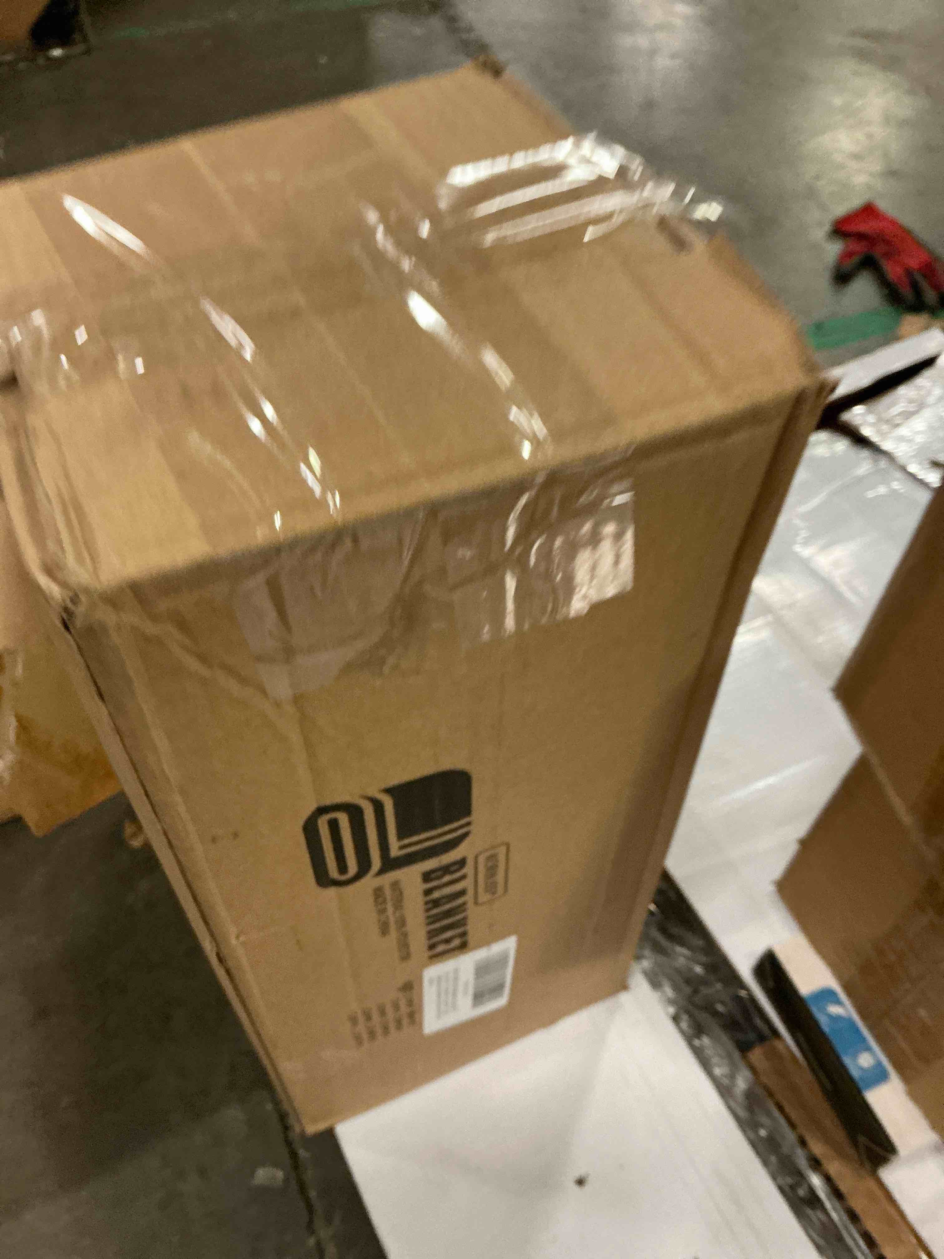 https://s3.amazonaws.com/lotting-images-prod/bidfta/GRA3671208_1755871433960.jpeg