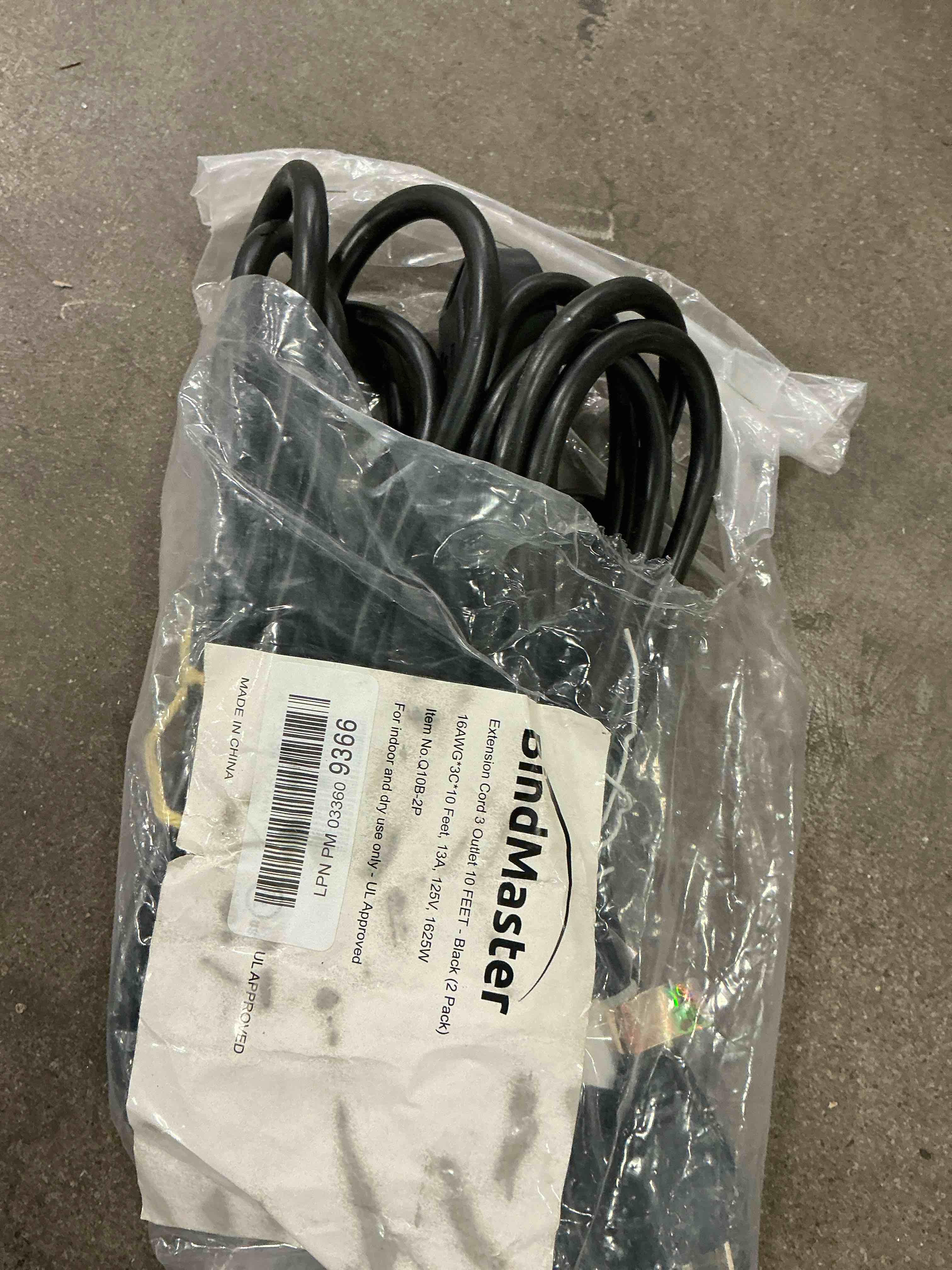 Condition photo showing Good Condition for 10 Feet Extension Cord/Wire, 3 Prong Grounded, 3 outlets, Heavy Duty, Black (2 Pack)