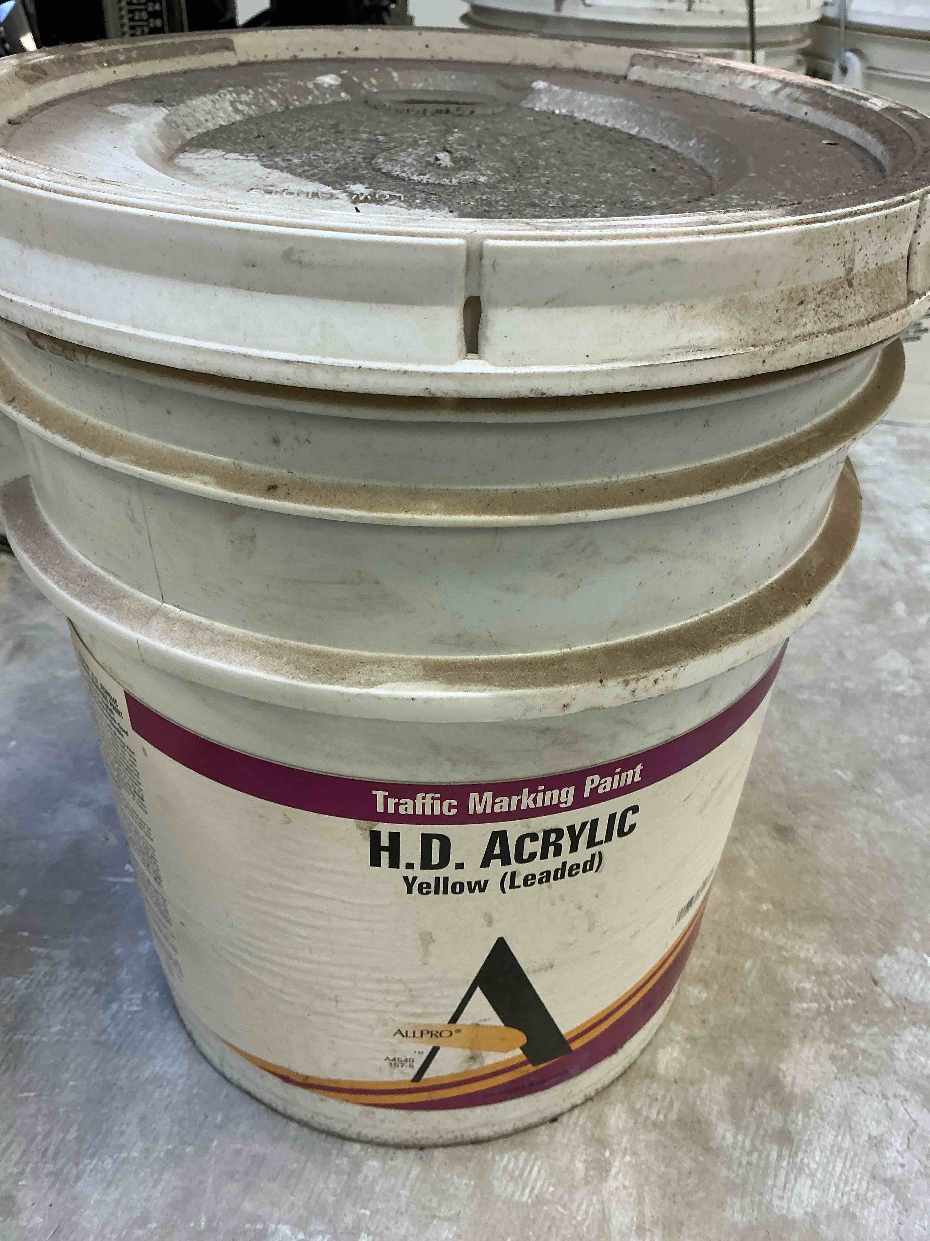 Traffic Marking Paint H.D. ACRYLIC Yellow (Leaded)