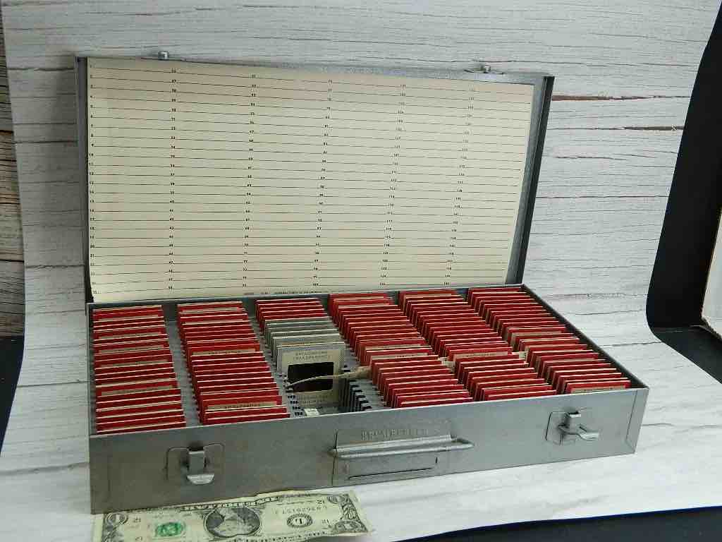 FL6409- Old Metal Made ‘ BRUMBERGER ‘ Model 1150 Slide Organizing Box With ‘ KODACHROME ‘ Slides