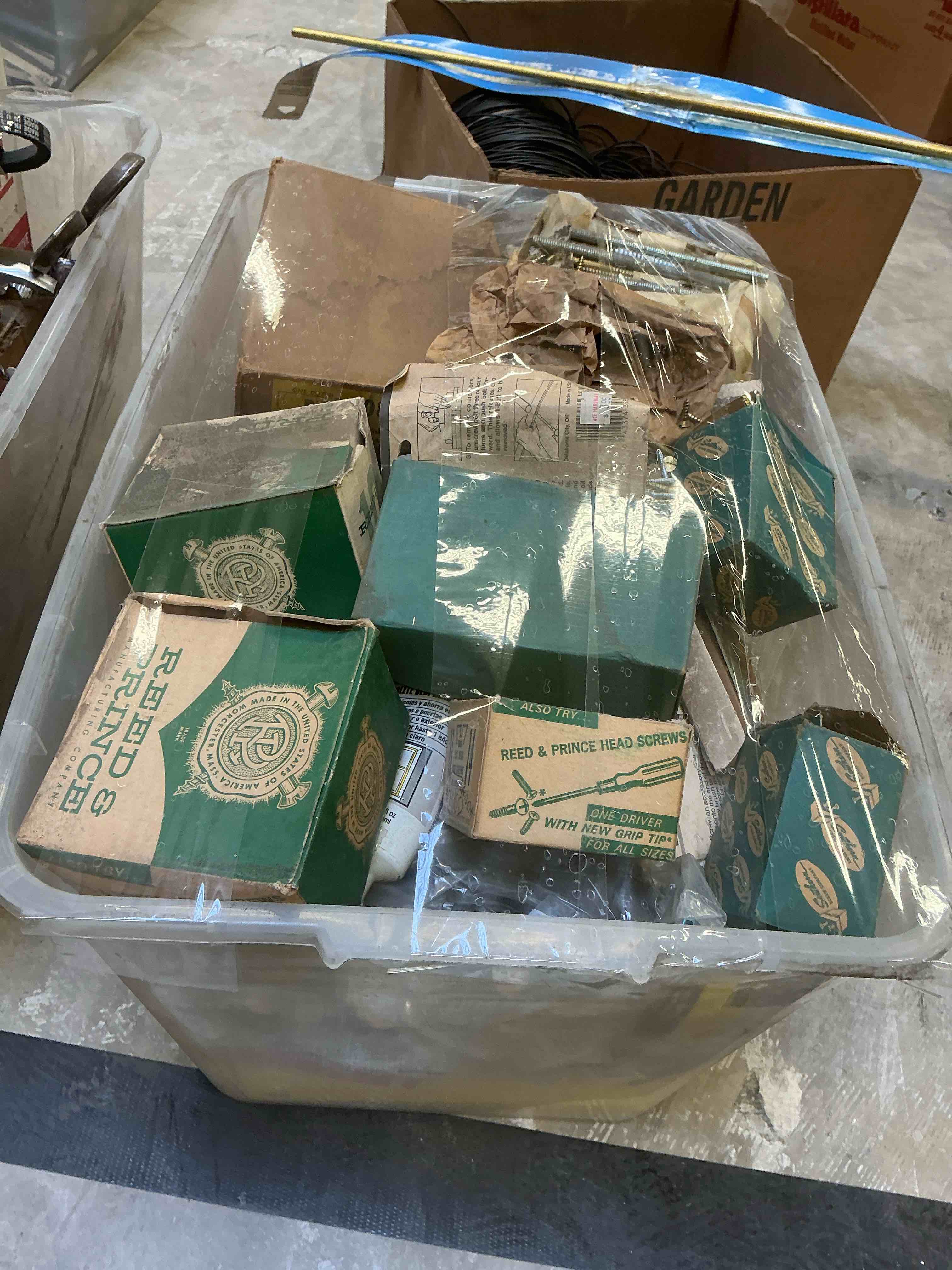 https://s3.amazonaws.com/lotting-images-prod/bidfta/GRA3671381_1757000083283.jpeg