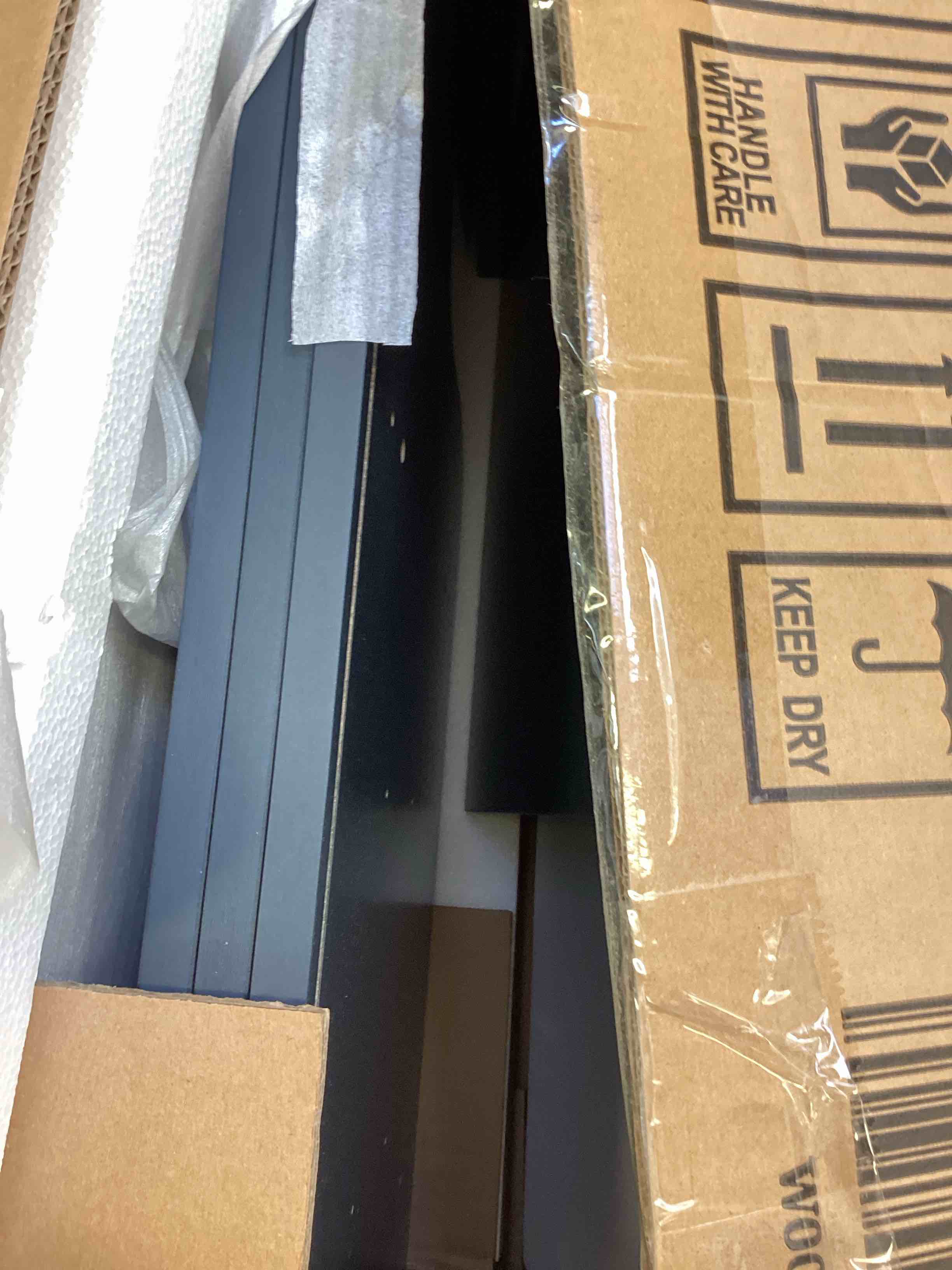https://s3.amazonaws.com/lotting-images-prod/bidfta/GRA3672121_1760723808877.jpeg