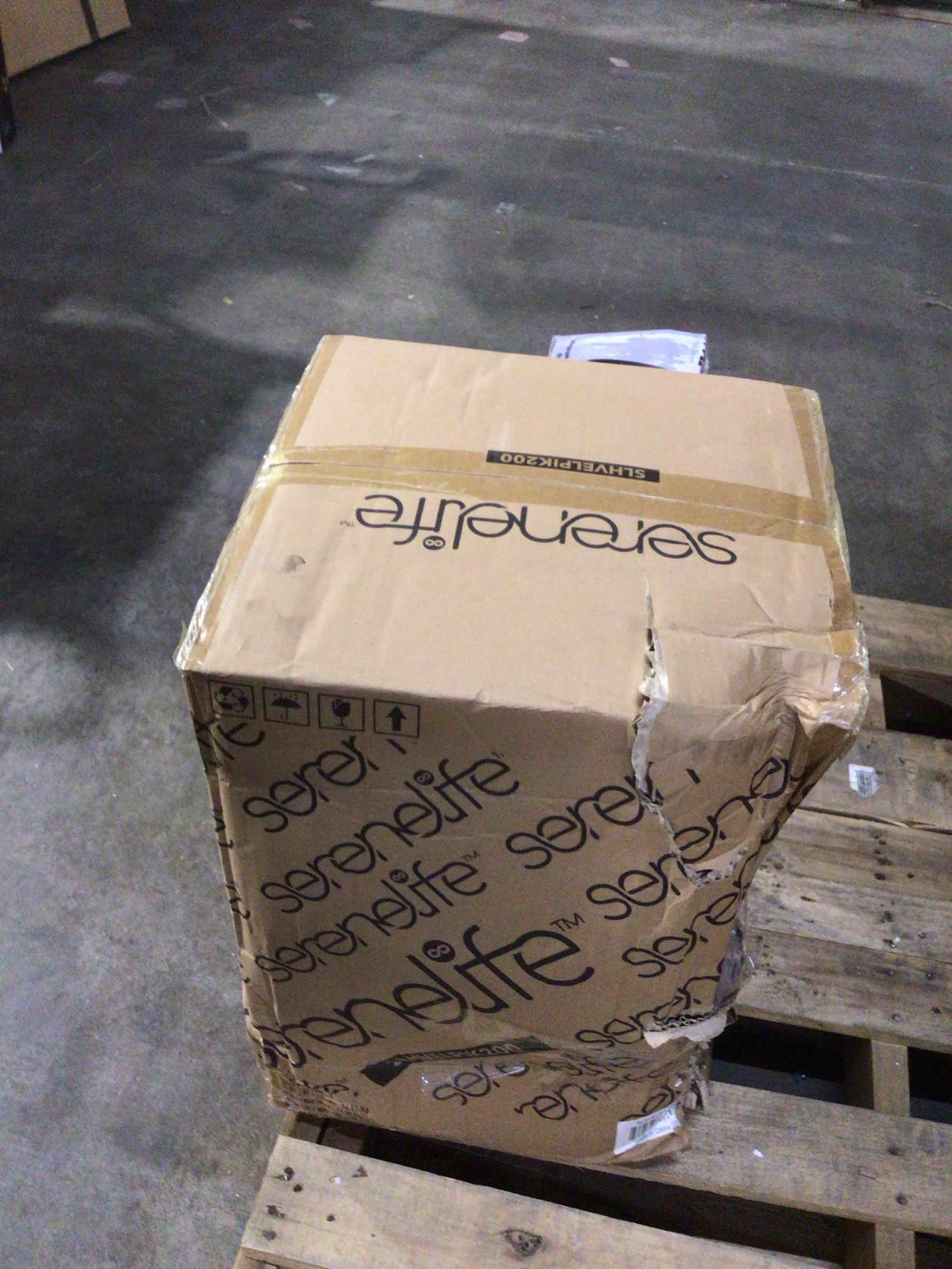 https://s3.amazonaws.com/lotting-images-prod/bidfta/GRA3676964_1758207430369.jpeg