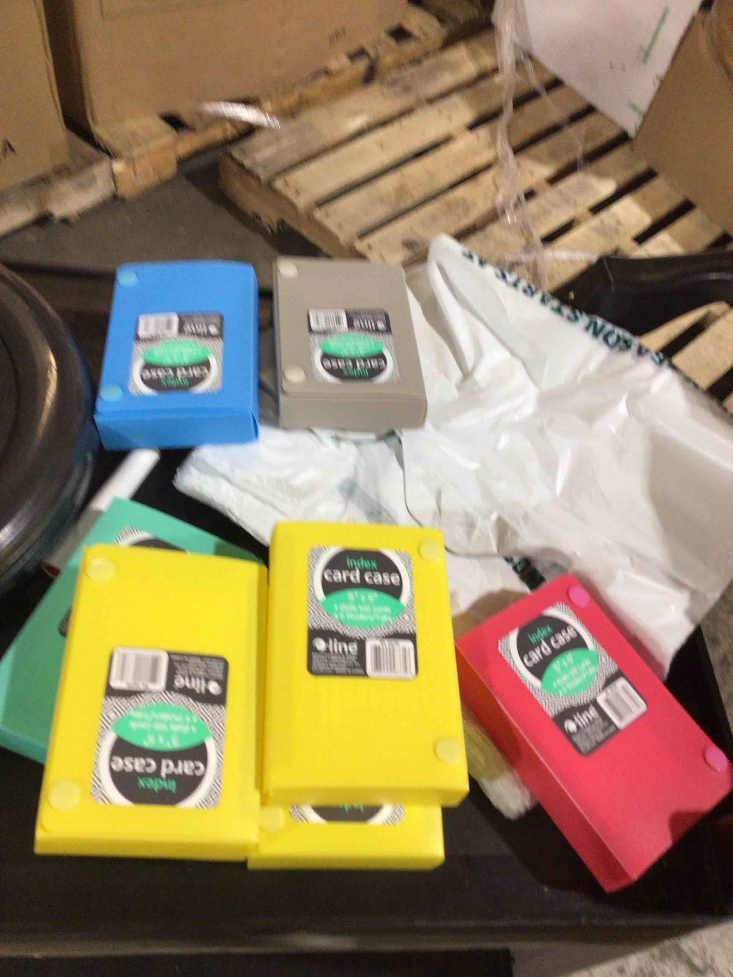https://s3.amazonaws.com/lotting-images-prod/bidfta/GRA3677335_1758568998329.jpeg