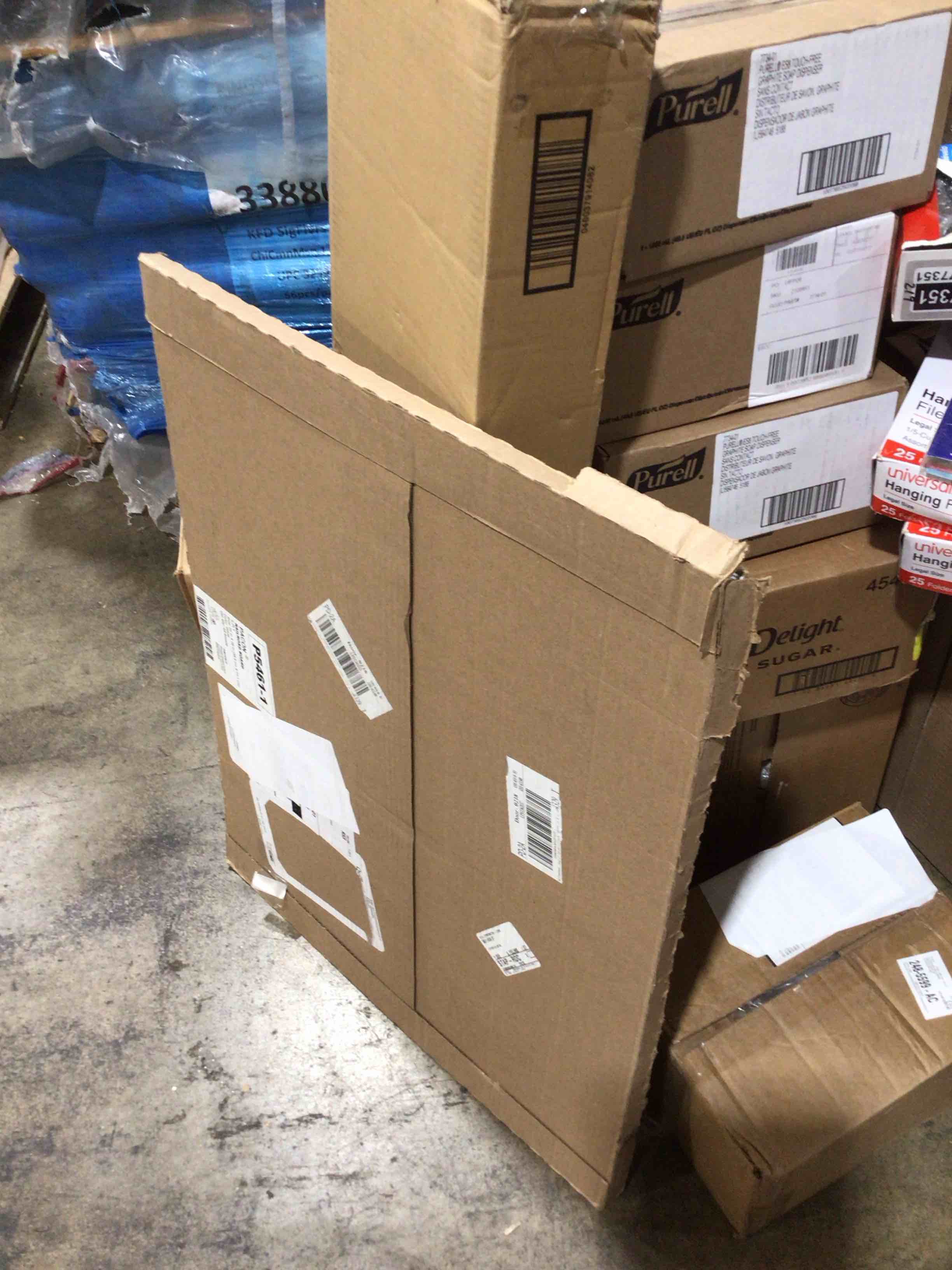 https://s3.amazonaws.com/lotting-images-prod/bidfta/GRA3677345_1758639961277.jpeg