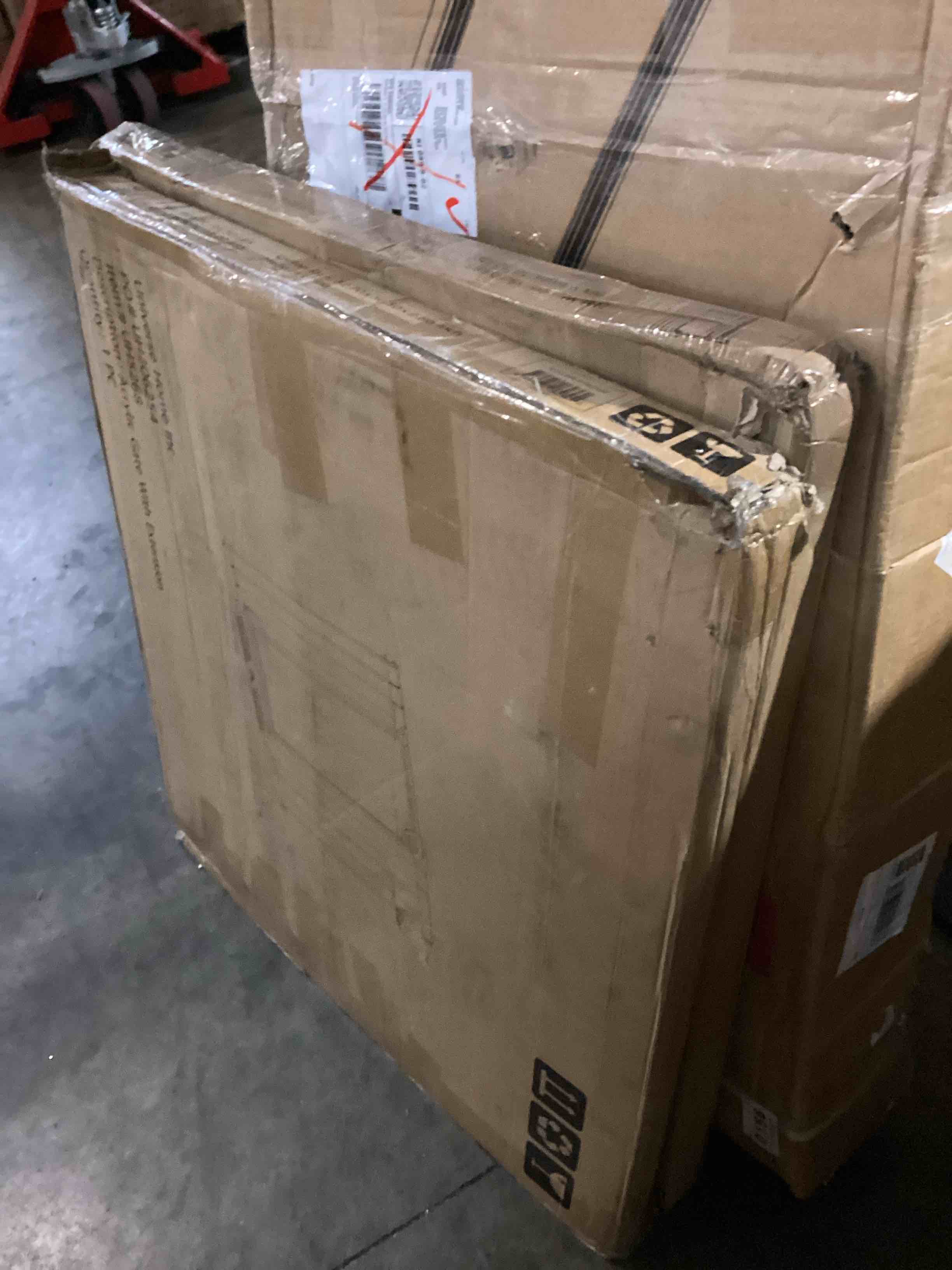 https://s3.amazonaws.com/lotting-images-prod/bidfta/GRA3677572_1758914036585.jpeg