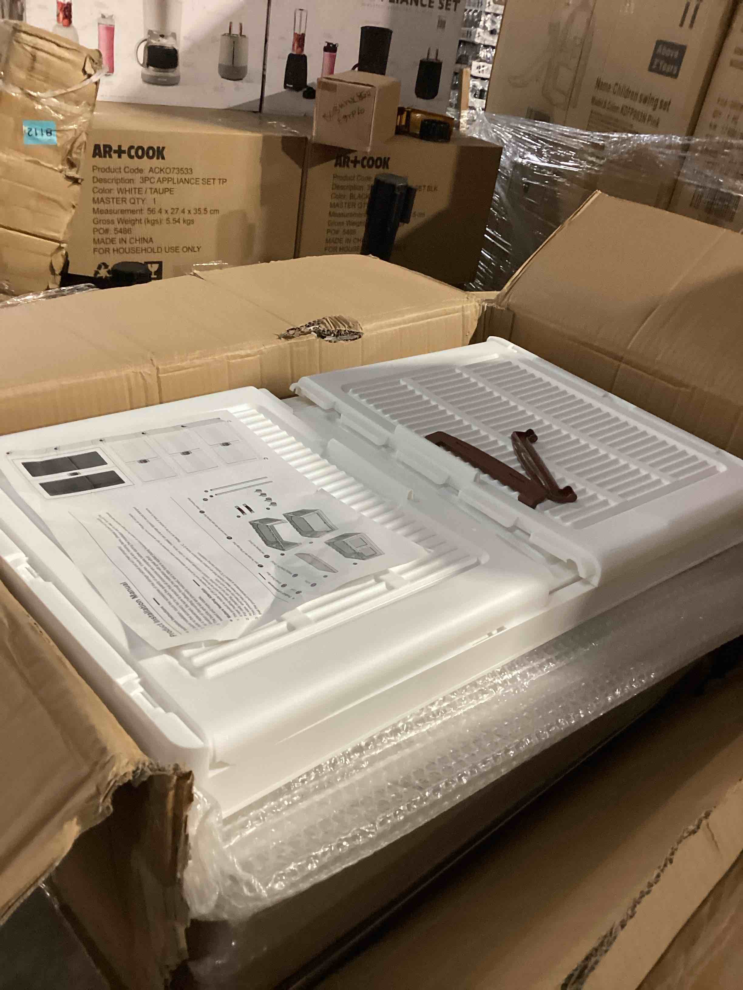 https://s3.amazonaws.com/lotting-images-prod/bidfta/GRA3677575_1758911131570.jpeg