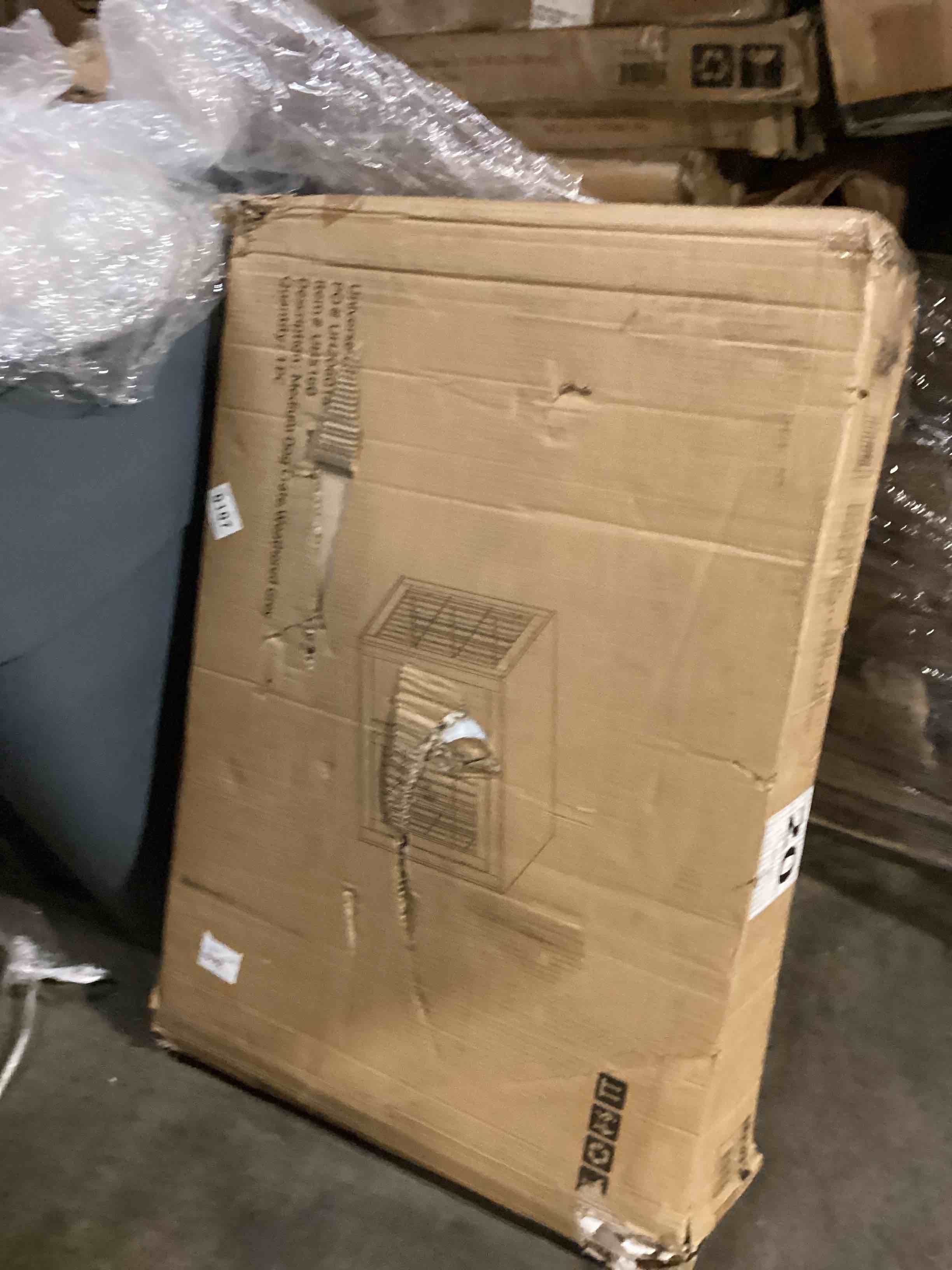 https://s3.amazonaws.com/lotting-images-prod/bidfta/GRA3677579_1758910092430.jpeg