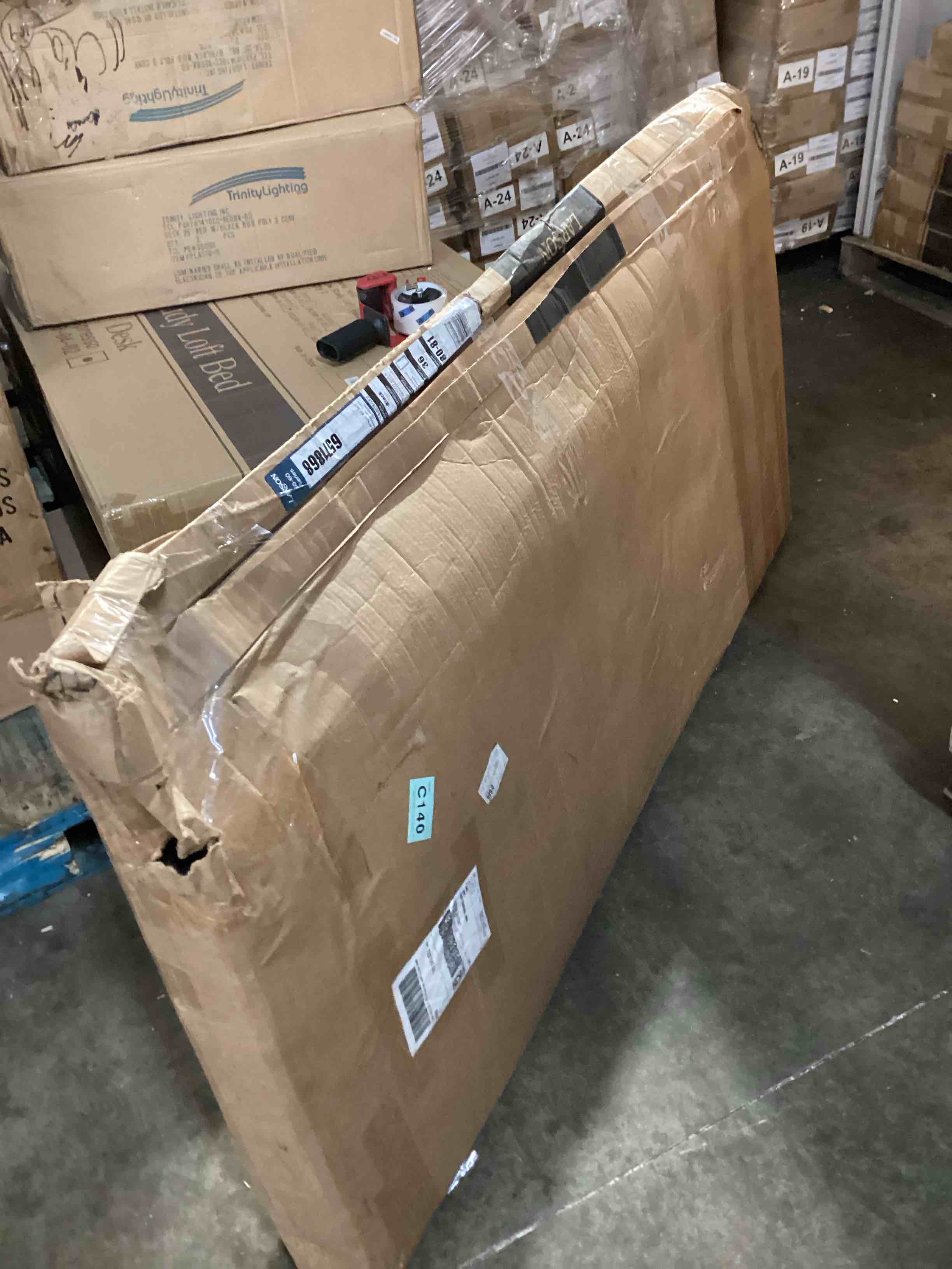 https://s3.amazonaws.com/lotting-images-prod/bidfta/GRA3677582_1758909895274.jpeg