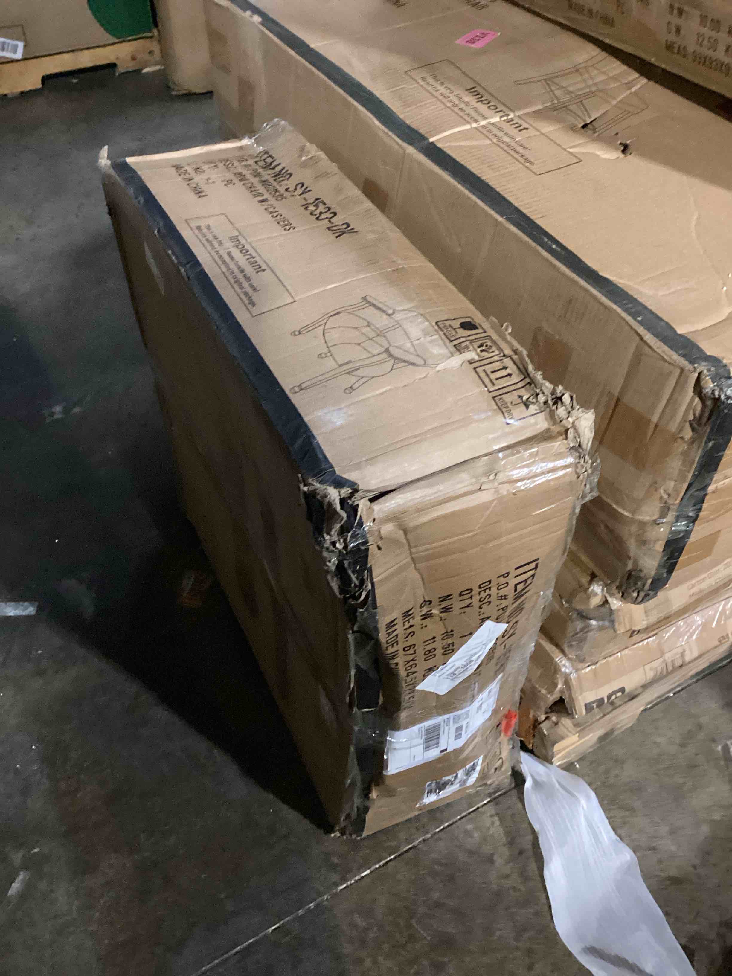 https://s3.amazonaws.com/lotting-images-prod/bidfta/GRA3677585_1759175616785.jpeg