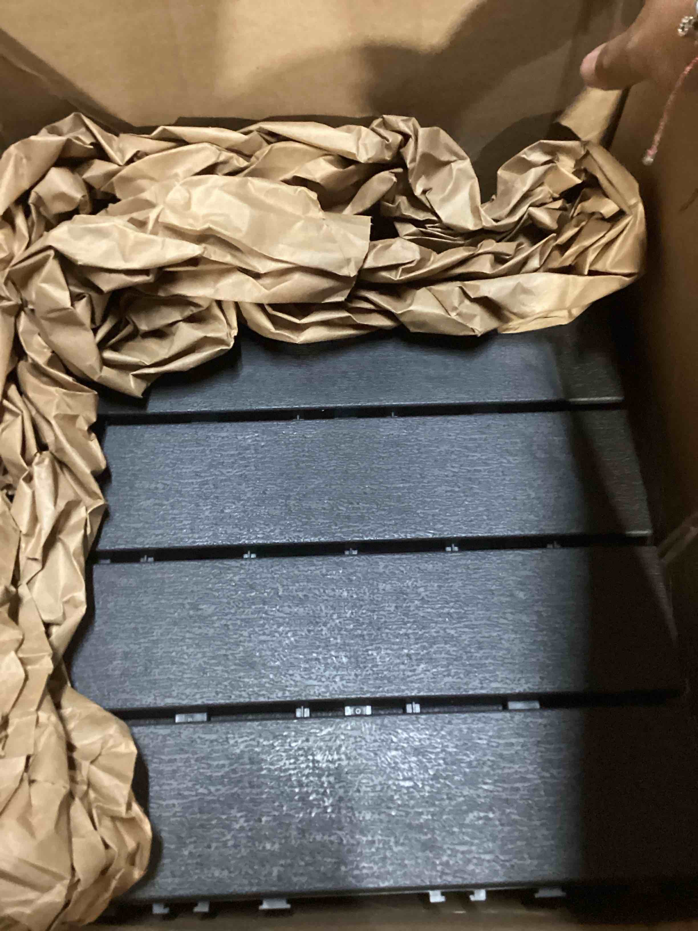https://s3.amazonaws.com/lotting-images-prod/bidfta/GRA3677621_1759158486868.jpeg