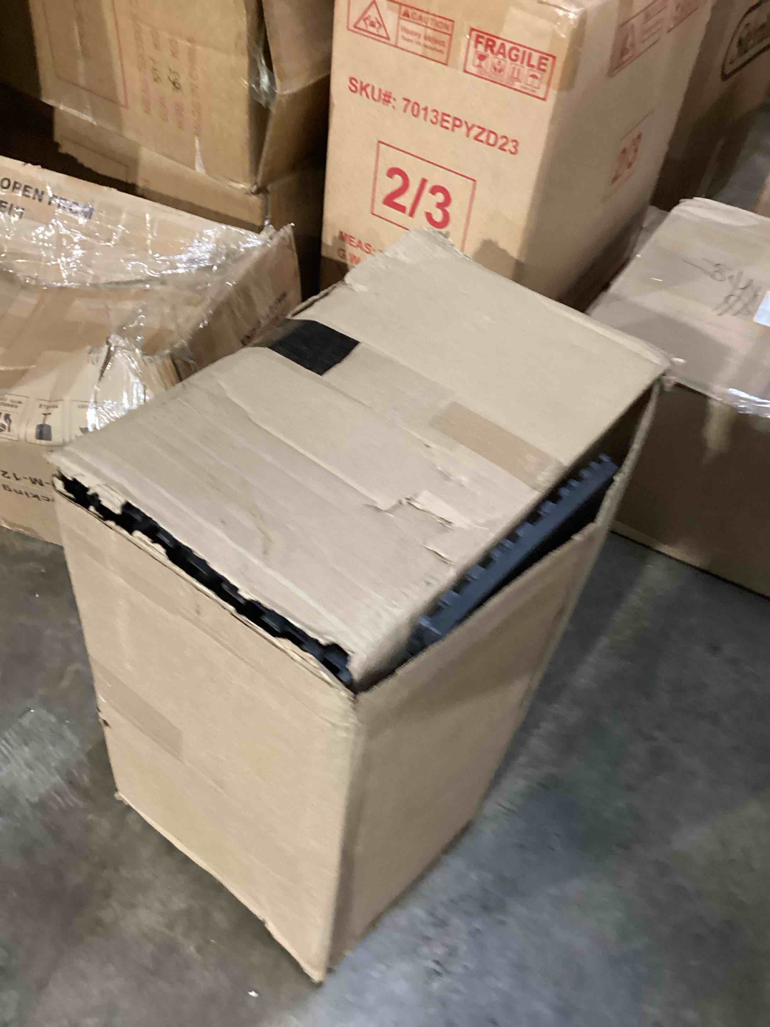 https://s3.amazonaws.com/lotting-images-prod/bidfta/GRA3677670_1759177827131.jpeg