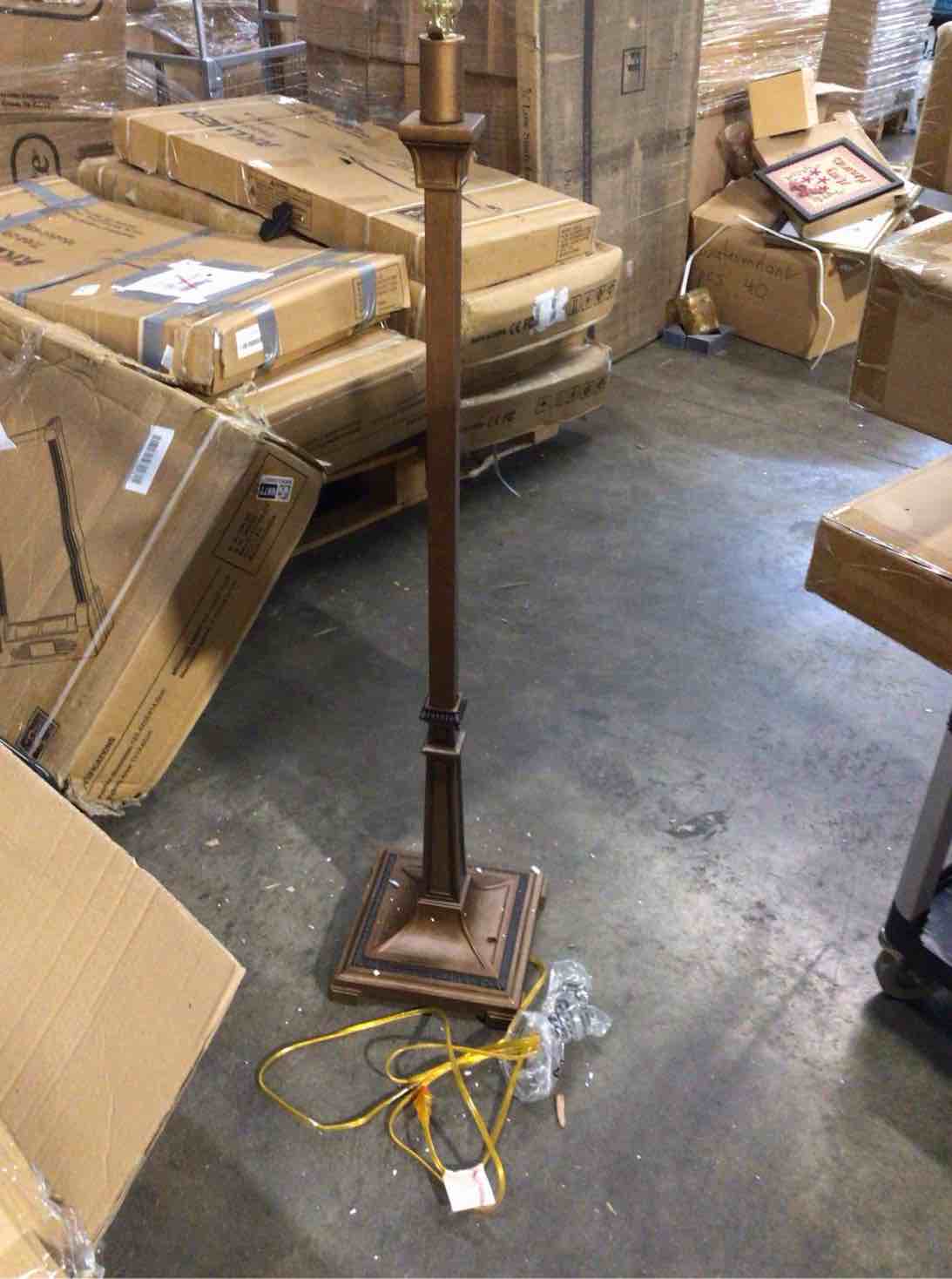 https://s3.amazonaws.com/lotting-images-prod/bidfta/GRA3677825_1759424082862.jpeg
