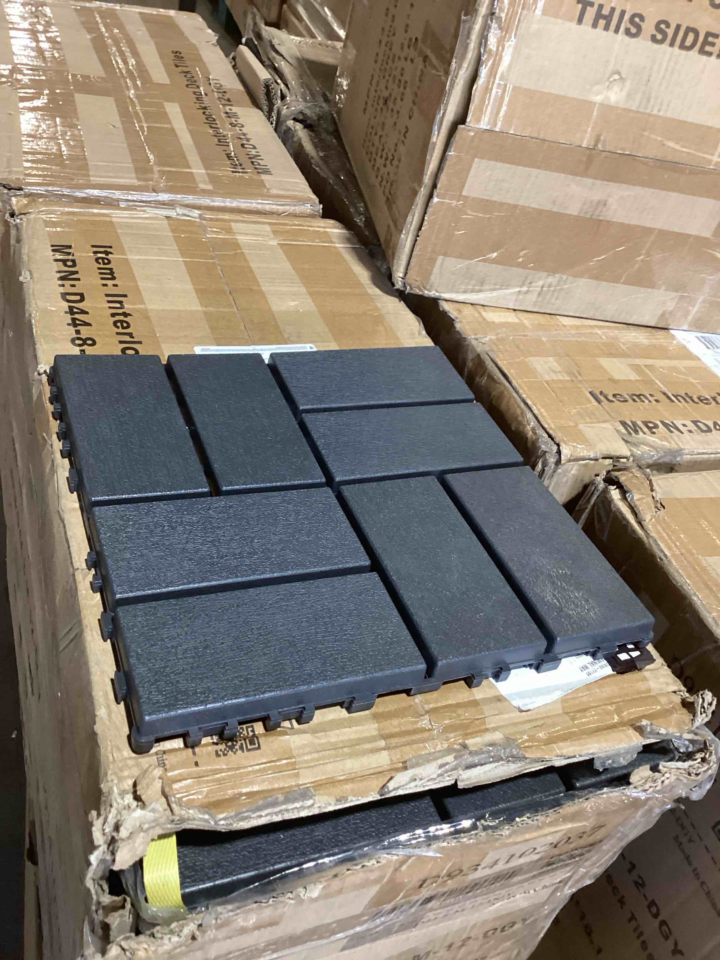 https://s3.amazonaws.com/lotting-images-prod/bidfta/GRA3677839_1759437983220.jpeg