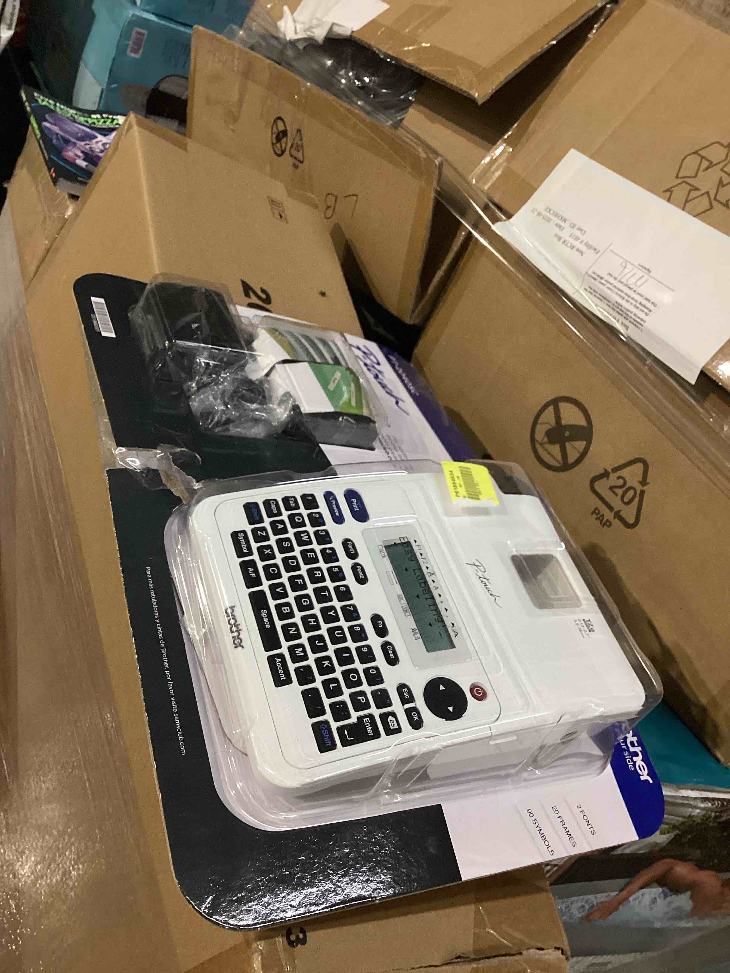 https://s3.amazonaws.com/lotting-images-prod/bidfta/GRA3677948_1759779410866.jpeg