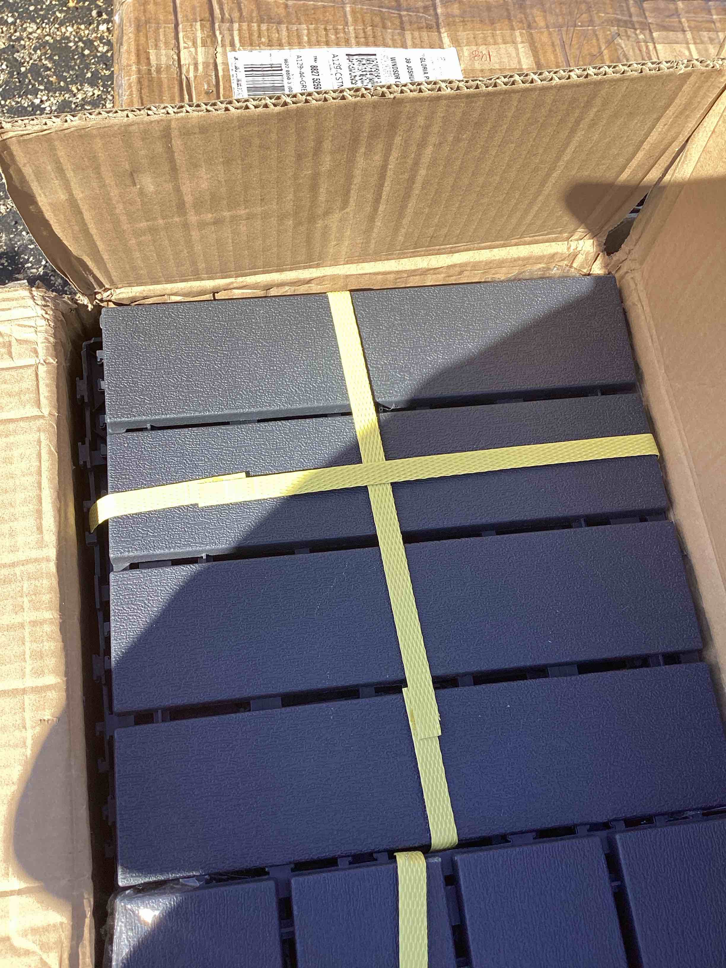 https://s3.amazonaws.com/lotting-images-prod/bidfta/GRA3677996_1759950284684.jpeg