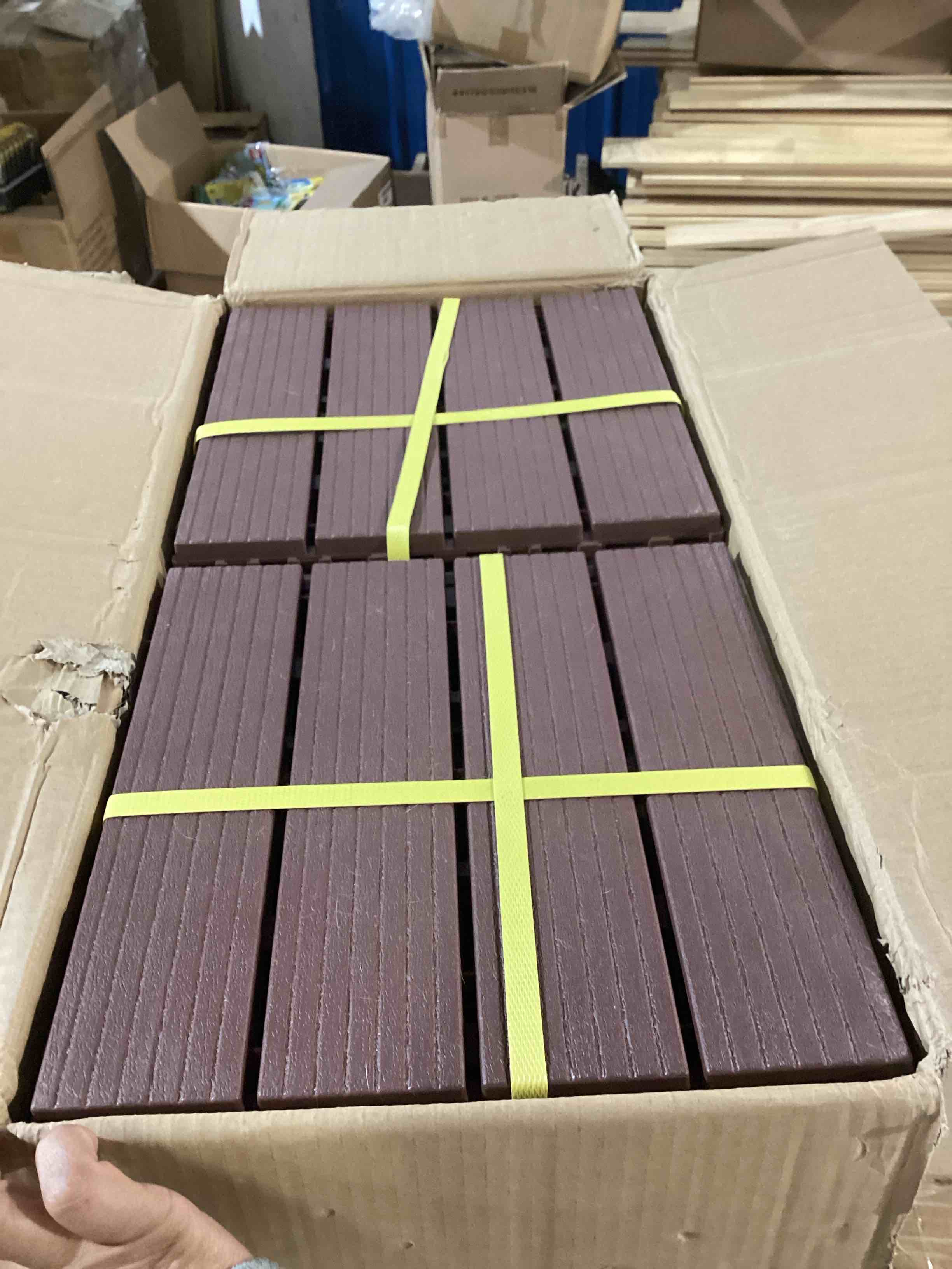 https://s3.amazonaws.com/lotting-images-prod/bidfta/GRA3678000_1759936850638.jpeg