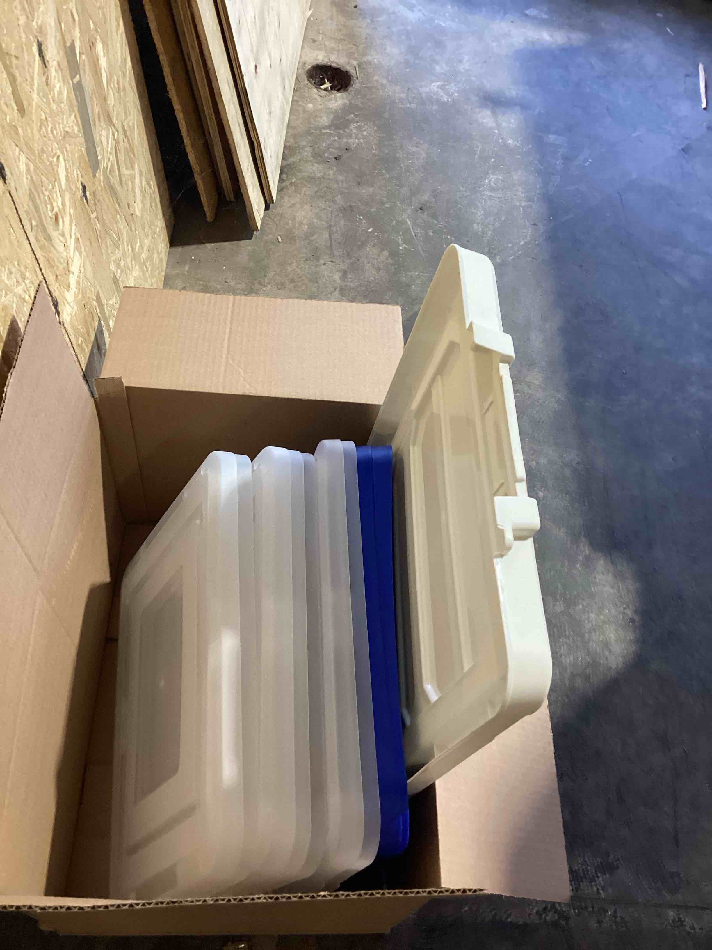 Assorted Plastic Lids Storage Tote